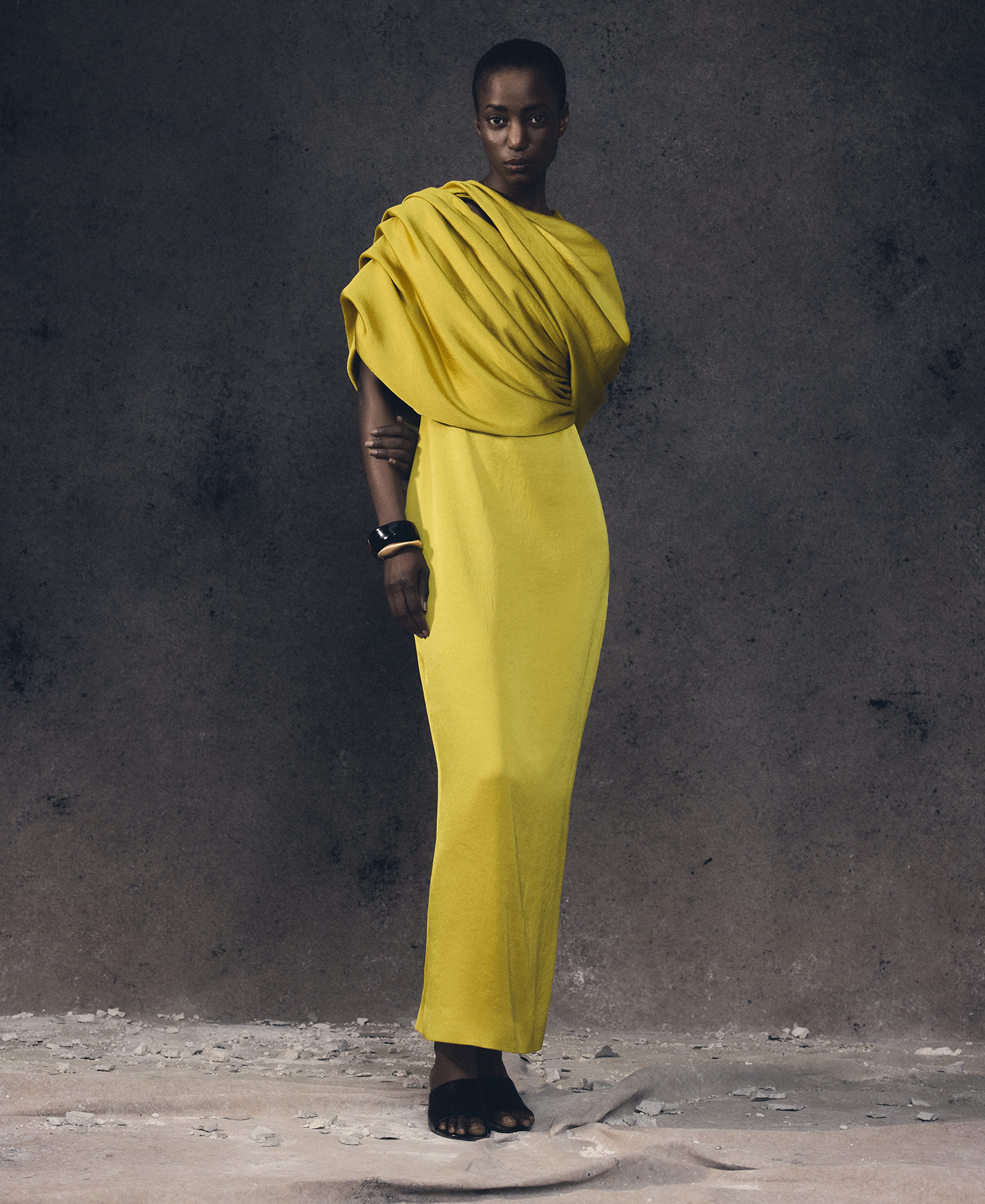 Two-tone resin rigid bracelet image number 3