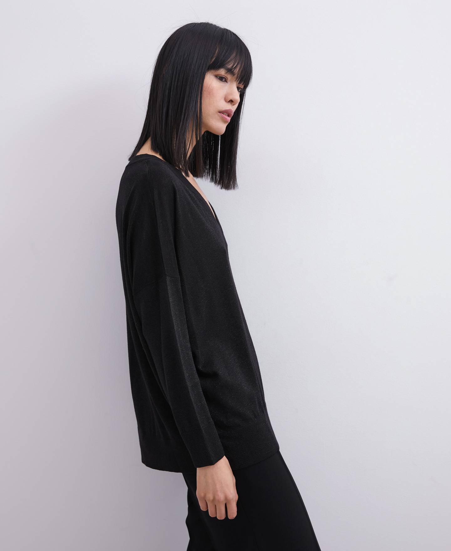 Lurex v-neck sweater image number 3