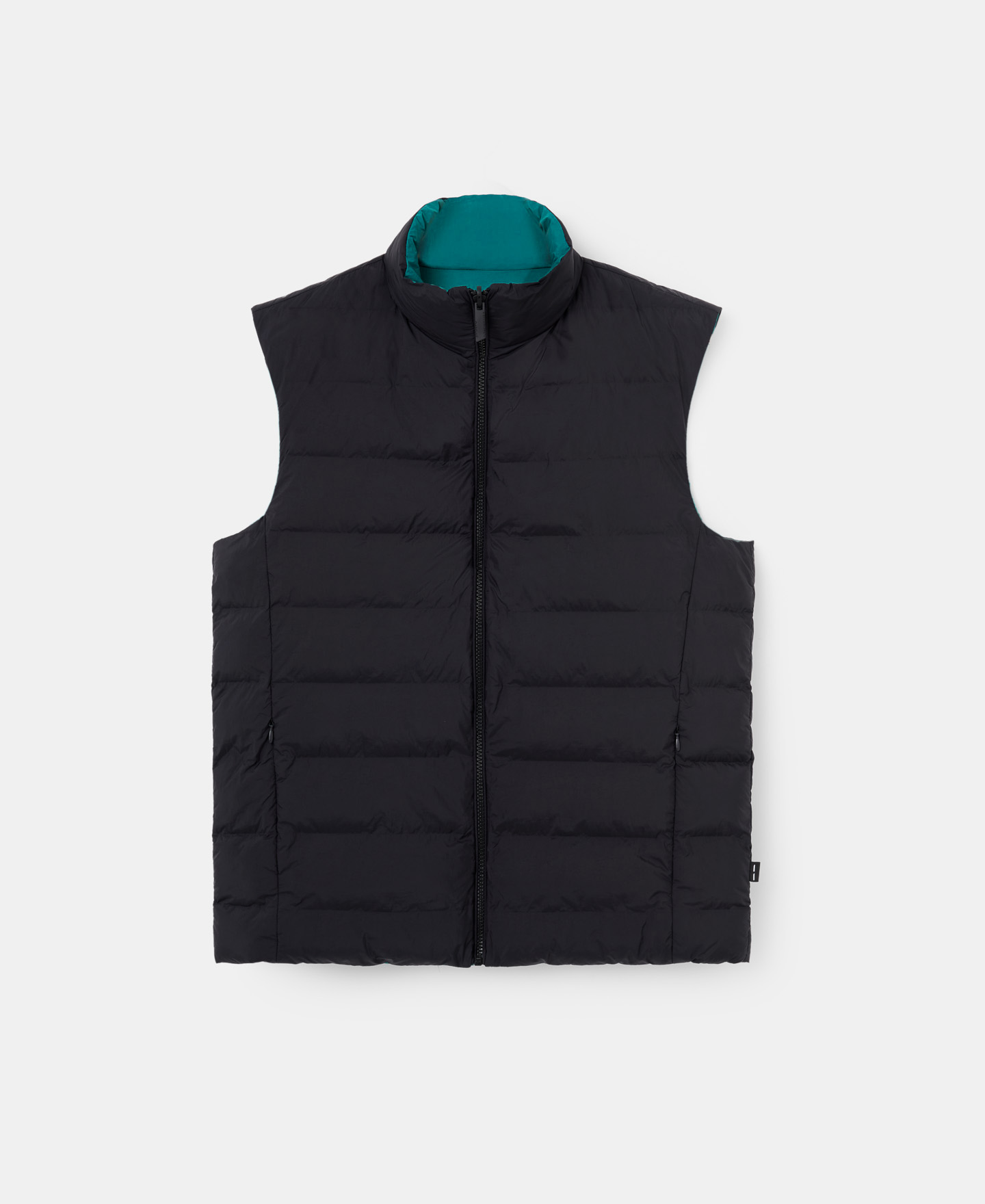 Reversible padded nylon vest image number 4