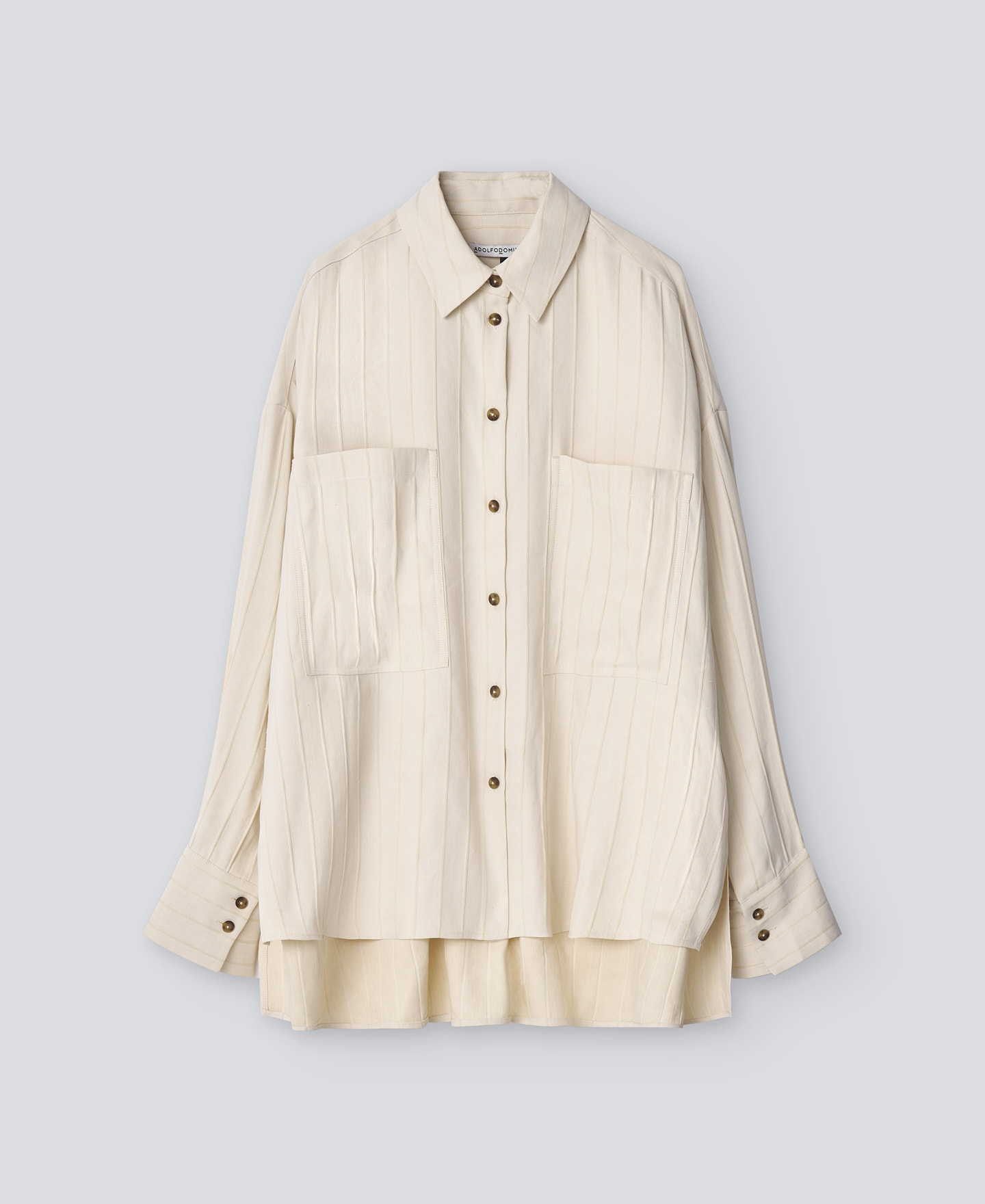 Camisa en lino beis mujer image number 4