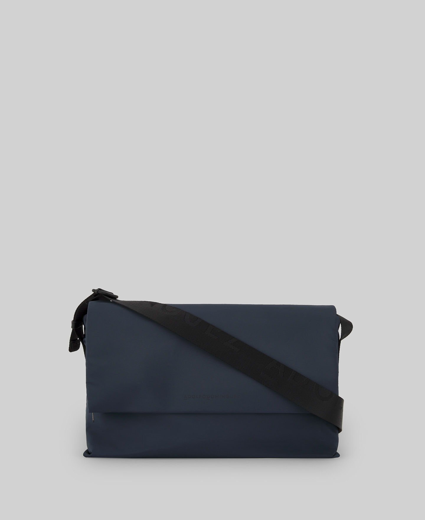Bolso Messenger con solapa hombre image number 0