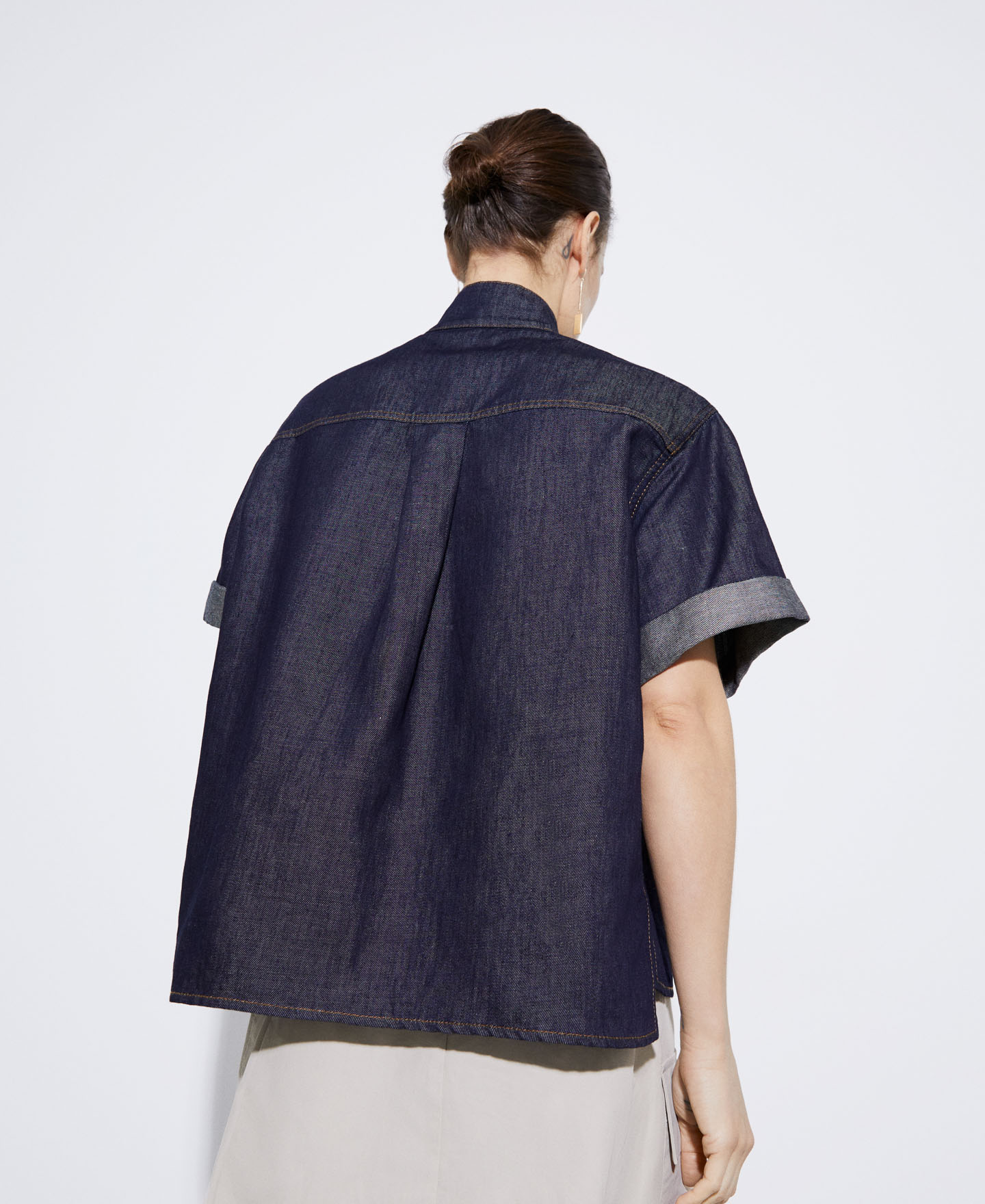 Mandarin collar short sleeve shirt image number 2
