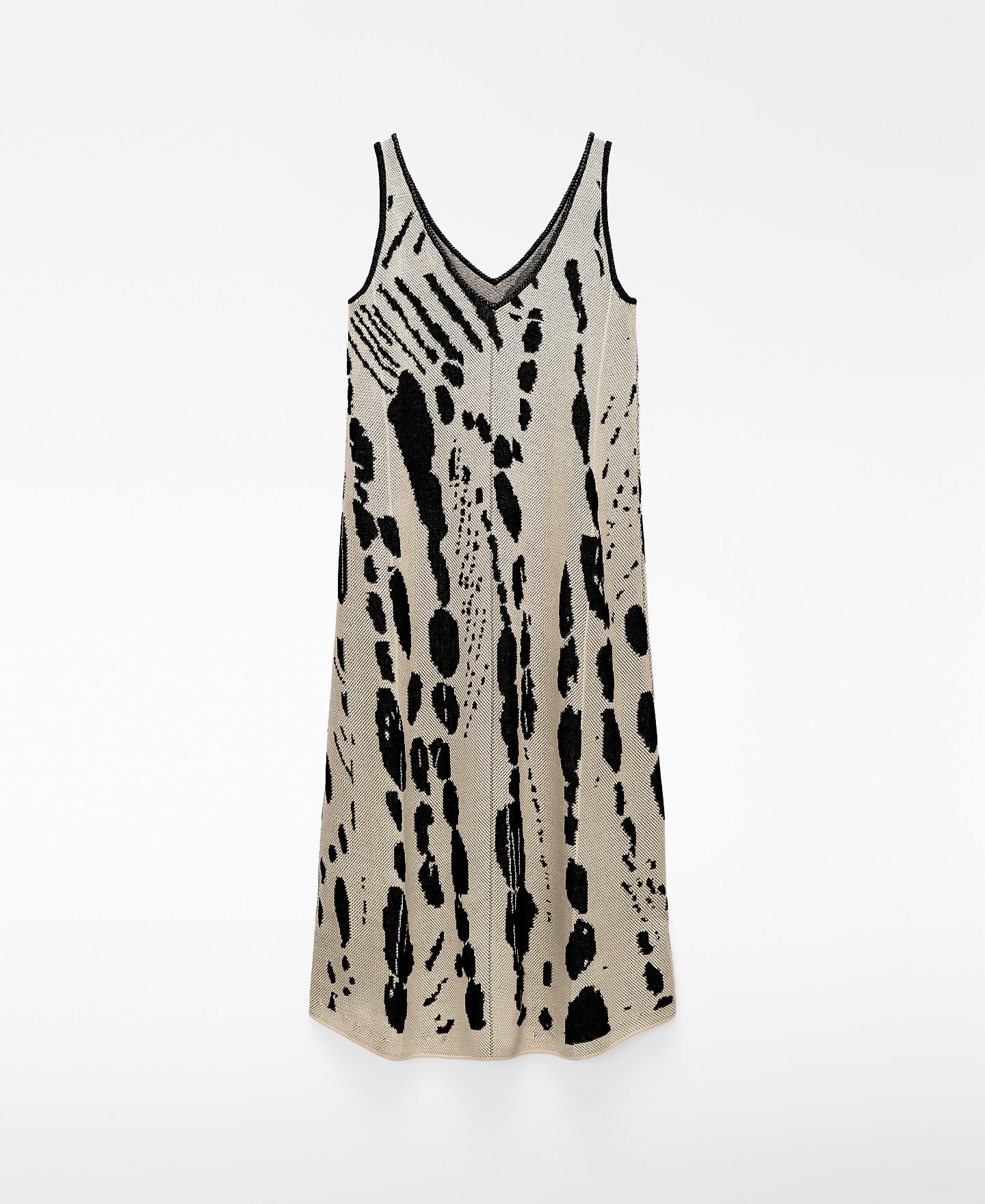 Jacquard knit animal print dress image number 5