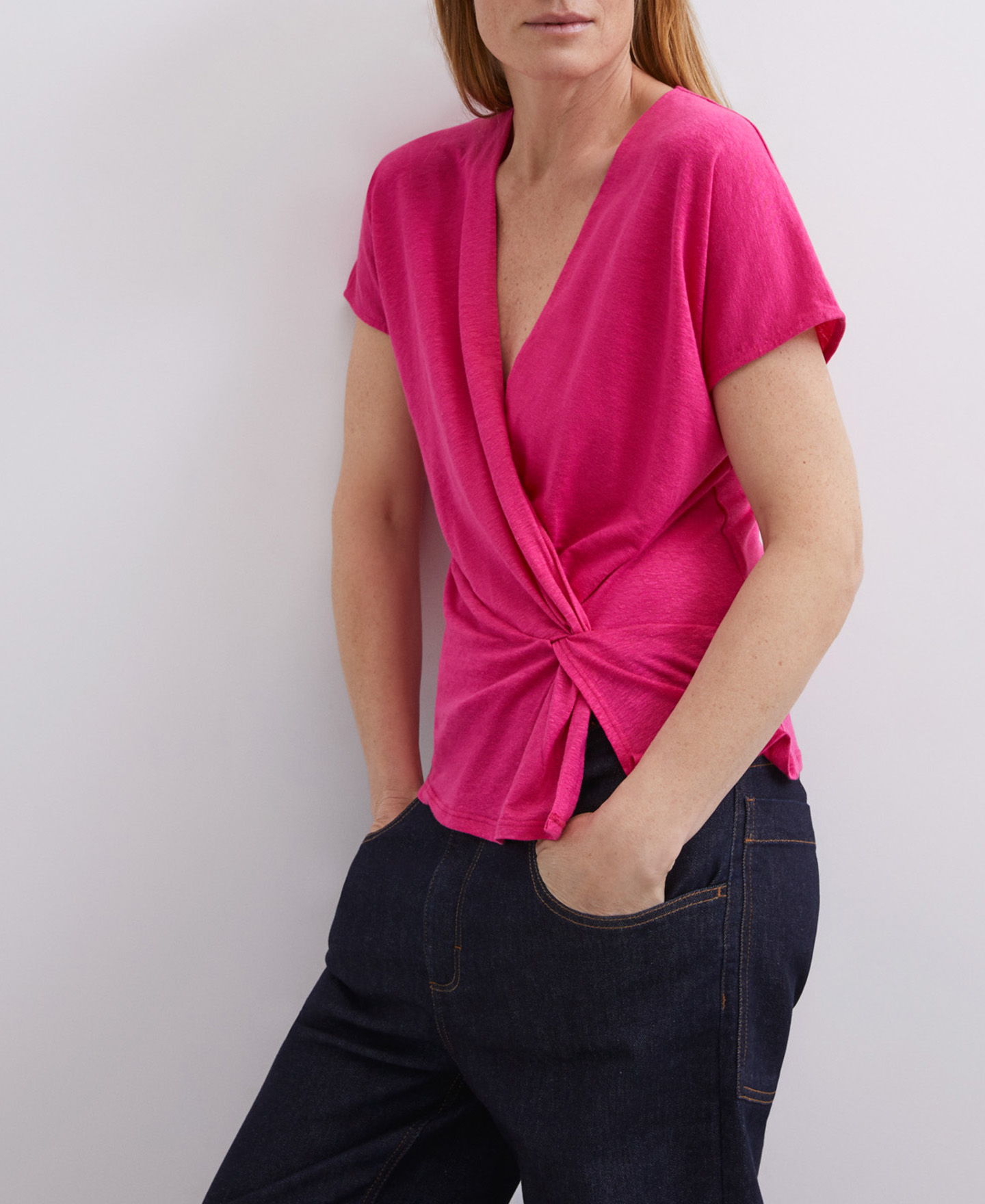 Stretch linen t-shirt image number 0