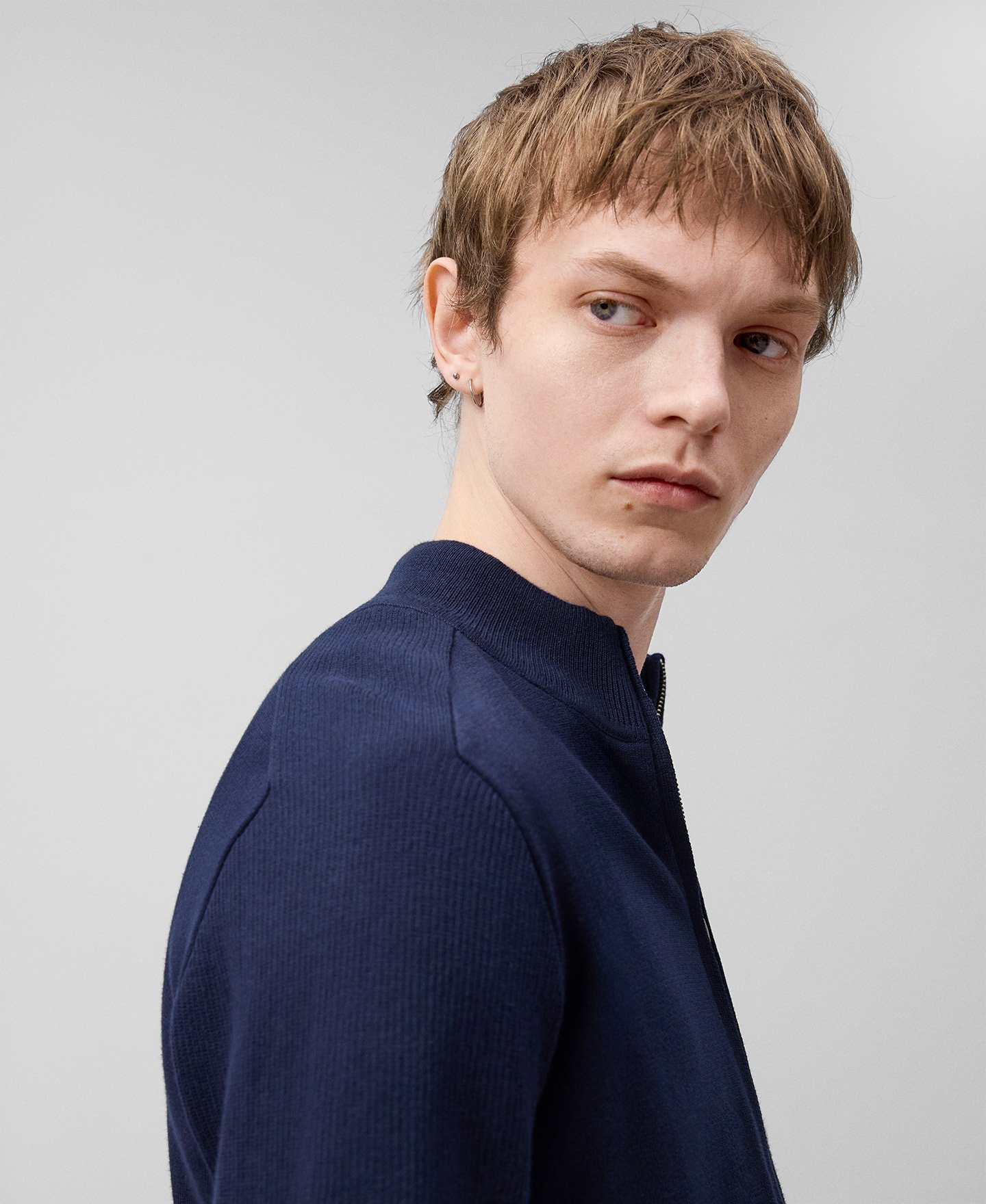Organic cotton knit cardigan man image number 3