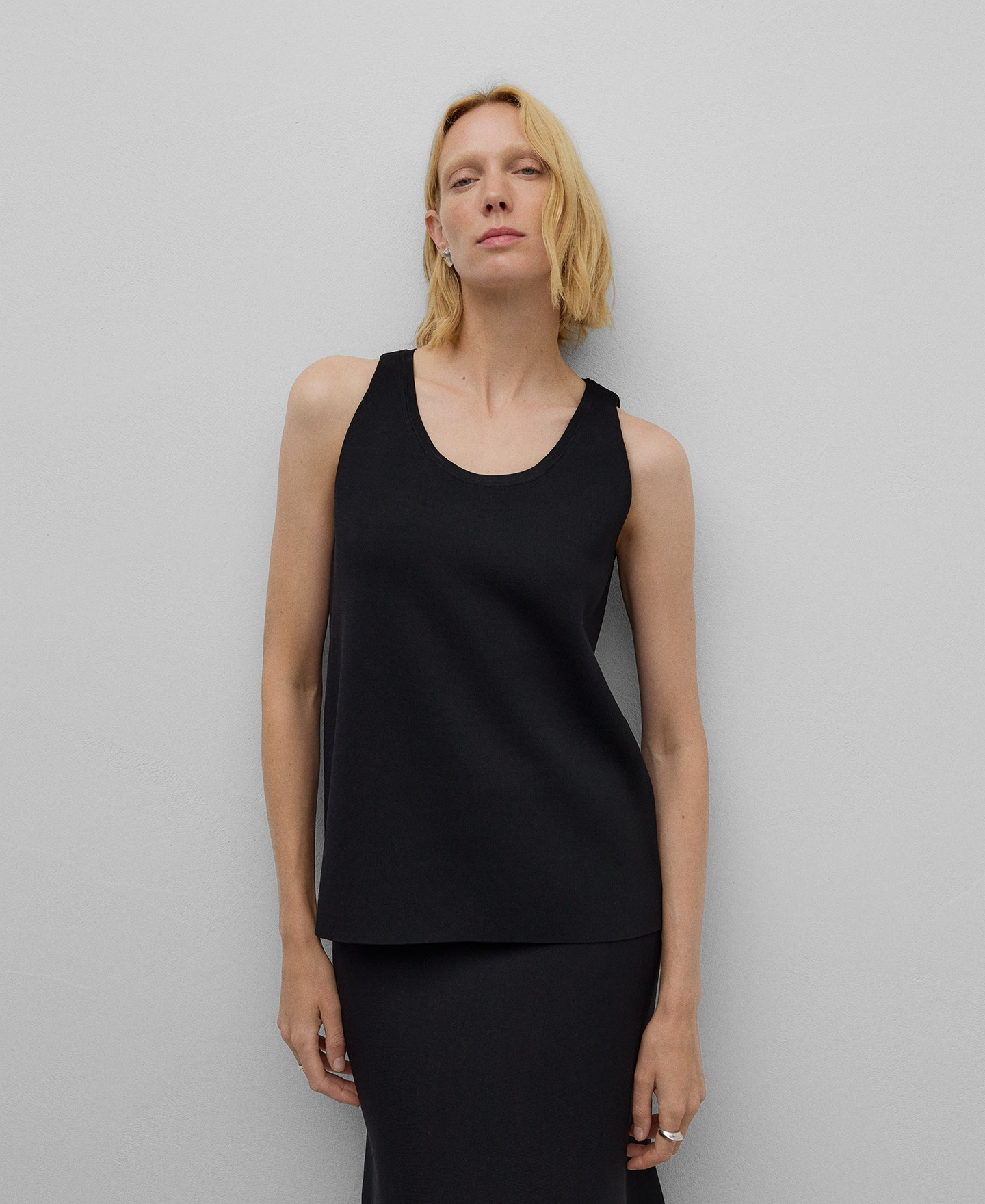 Top à manches courtes en maille pour femme image number 0