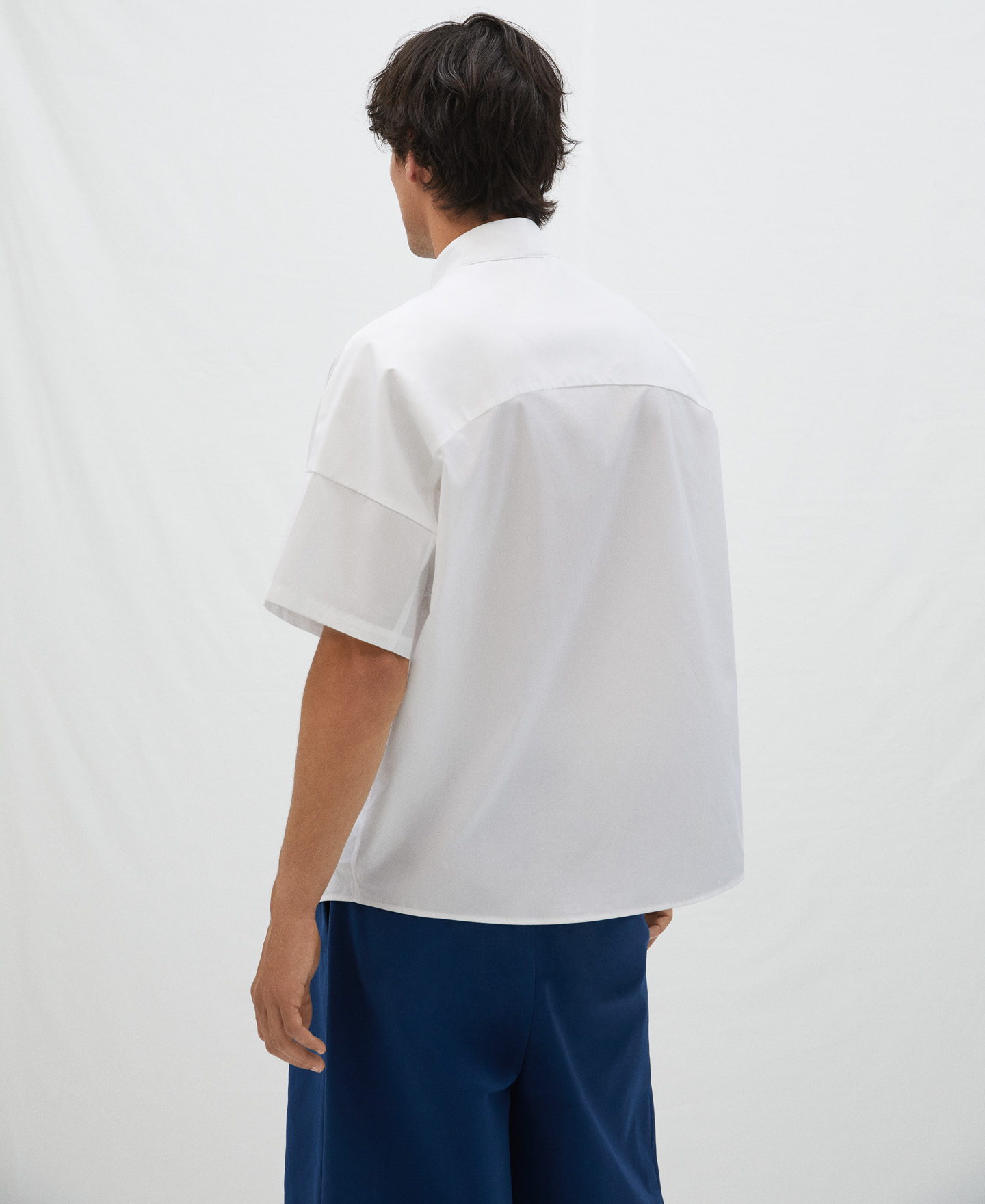 Camisa hombro caído cuello mao image number 2
