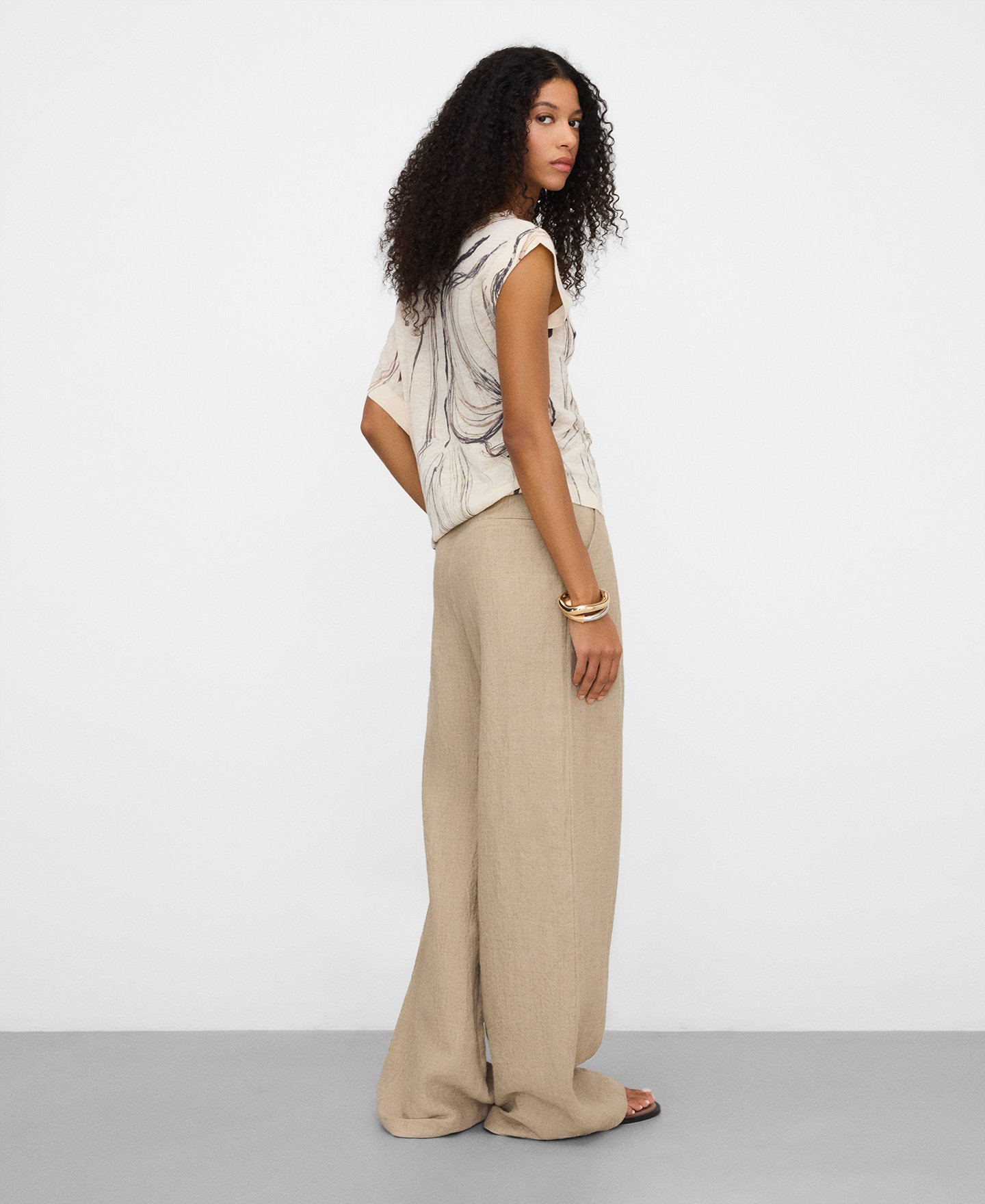 Printed knit asymmetric top image number 2