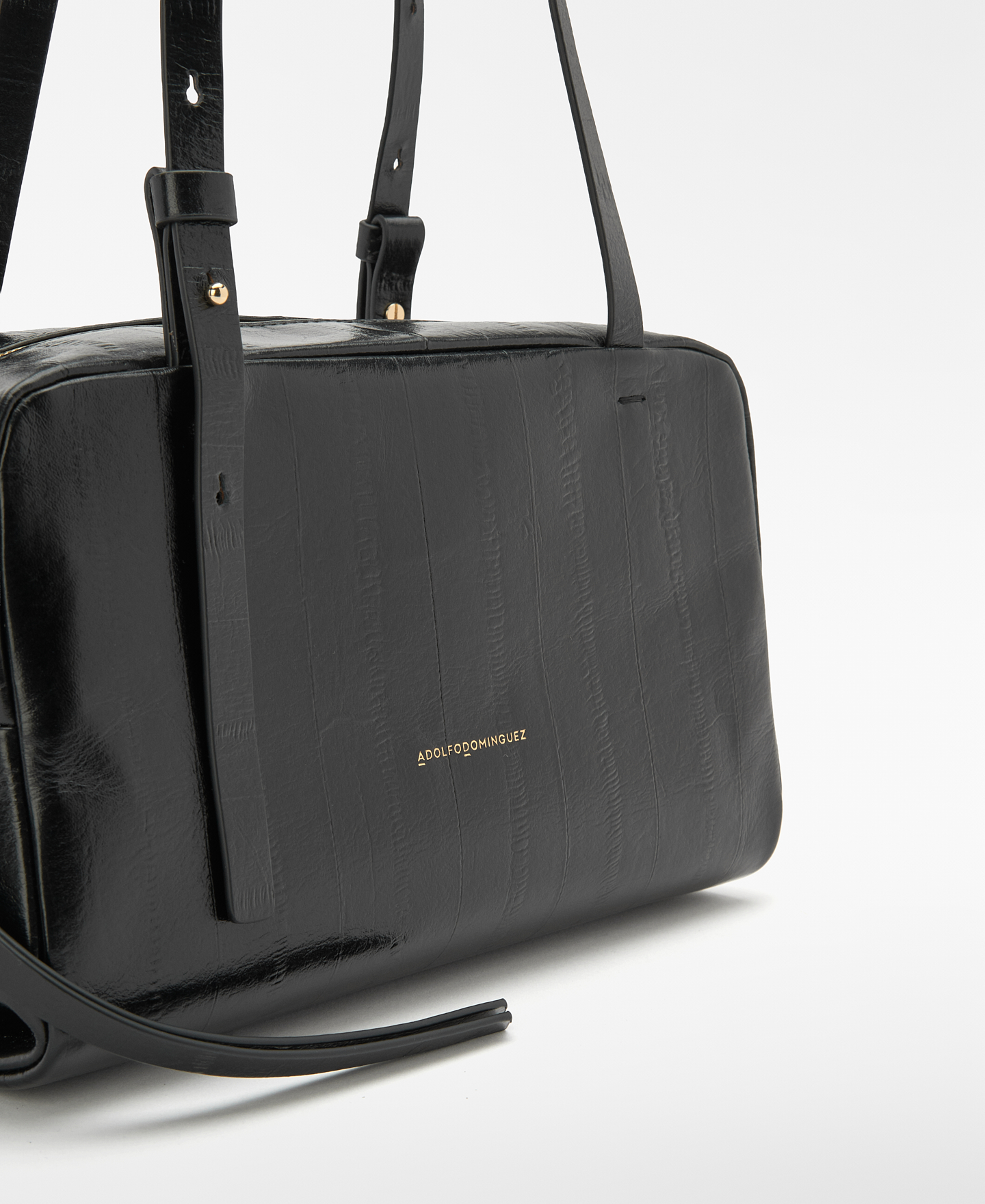 Ori&oacute;n eel-embossed bag image number 2