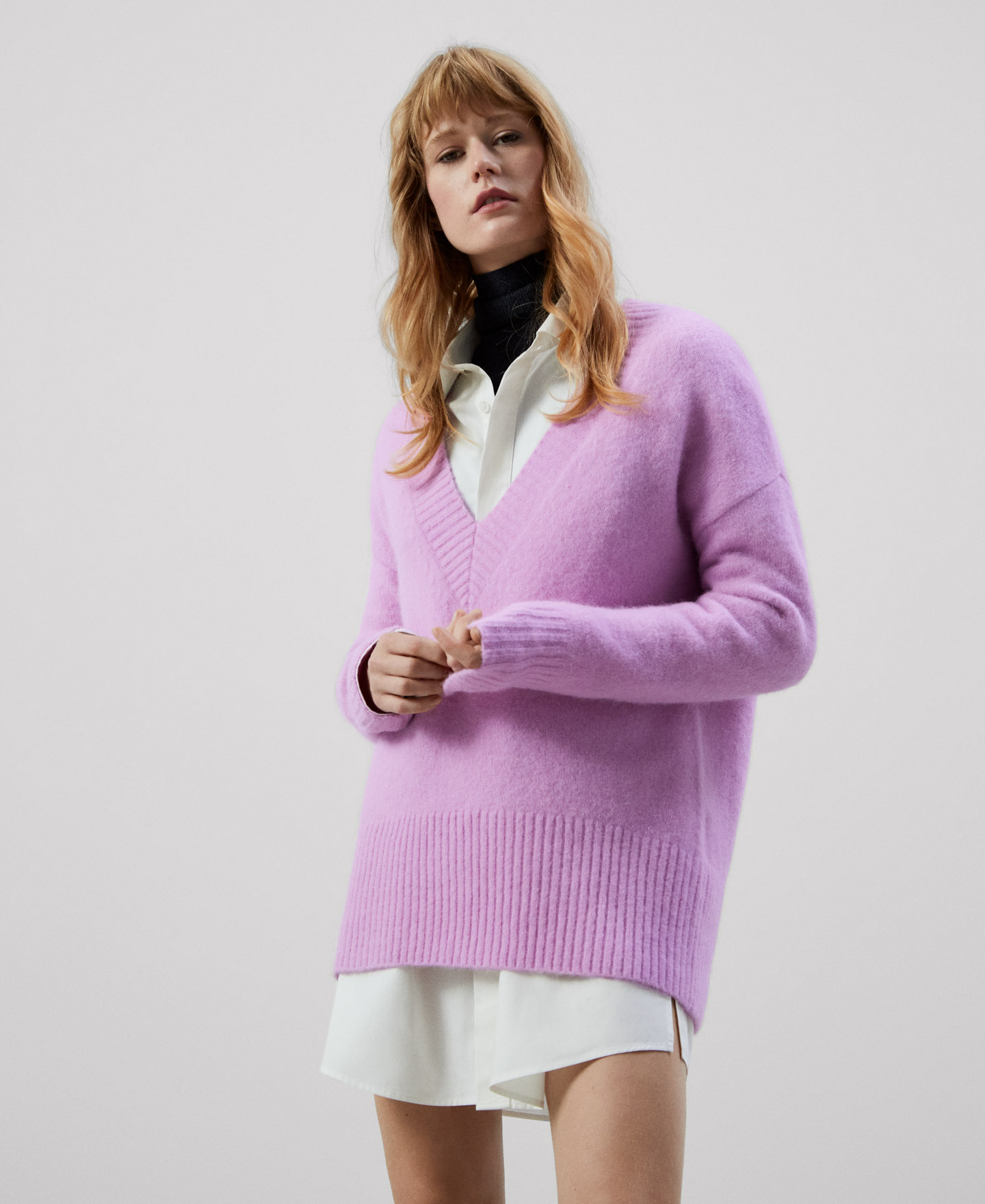 Jersey cuello pico en alpaca image number 0