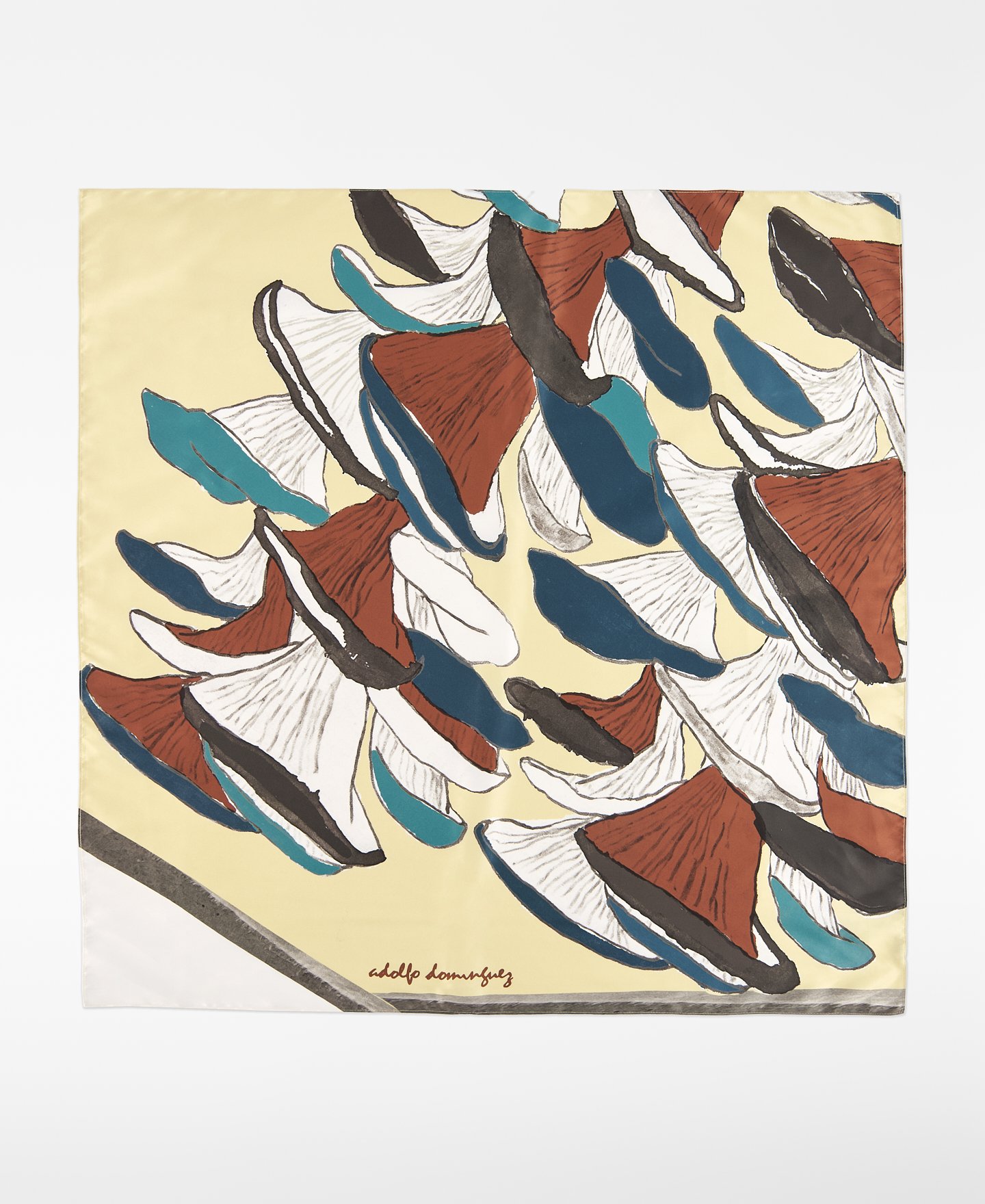 Mittleres bedrucktes Halstuch image number 0