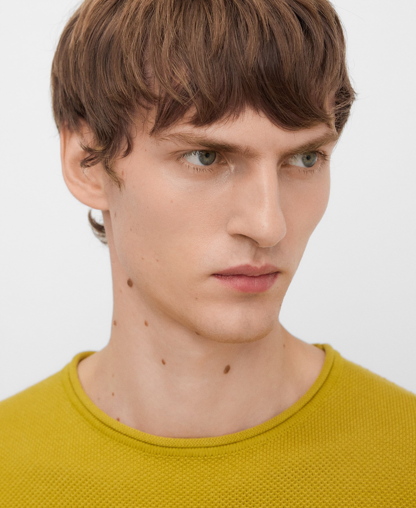 Camiseta cuello rulo punto estructura image number 3