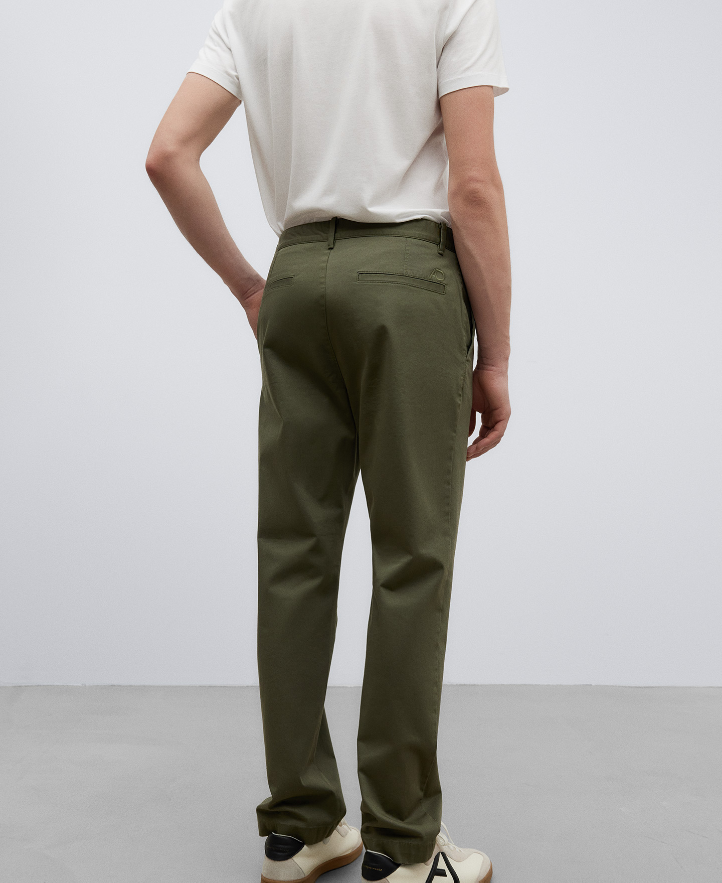 Pantalón chino twill de algodón hombre image number 2
