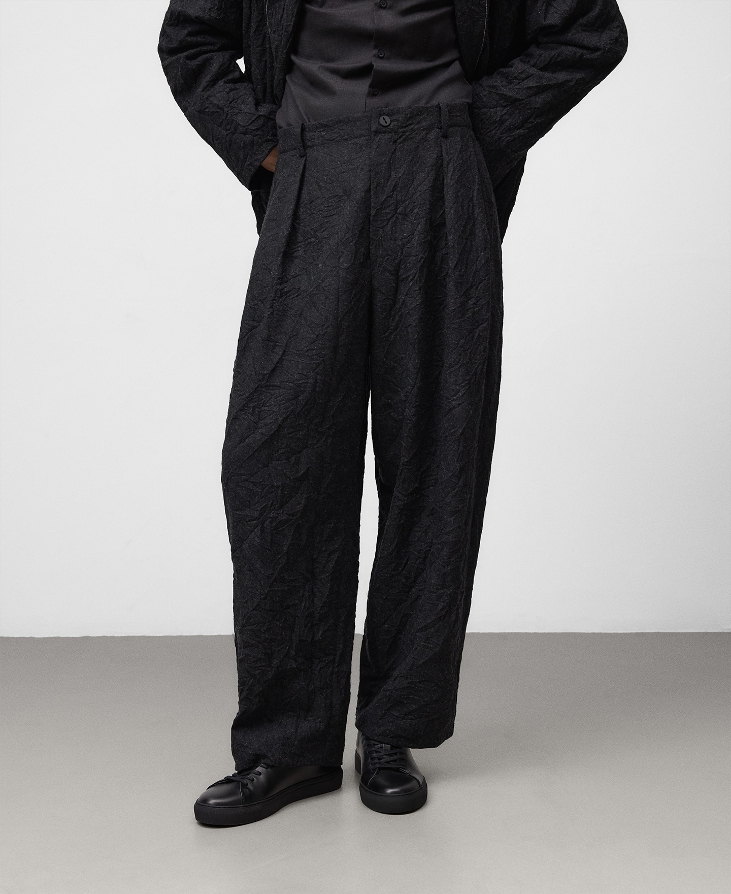 Zapatilla básica piel hombre image number 3