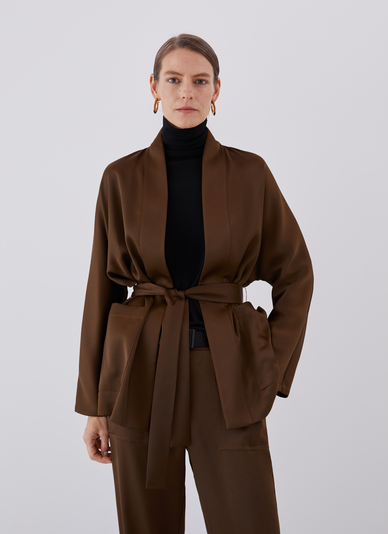 Kimono with belt image number 0