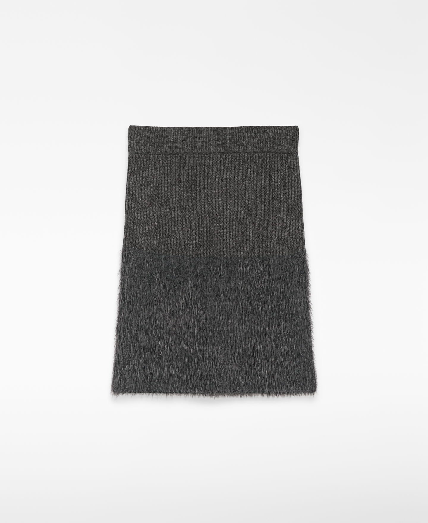 Fuzzy knit skirt woman image number 5