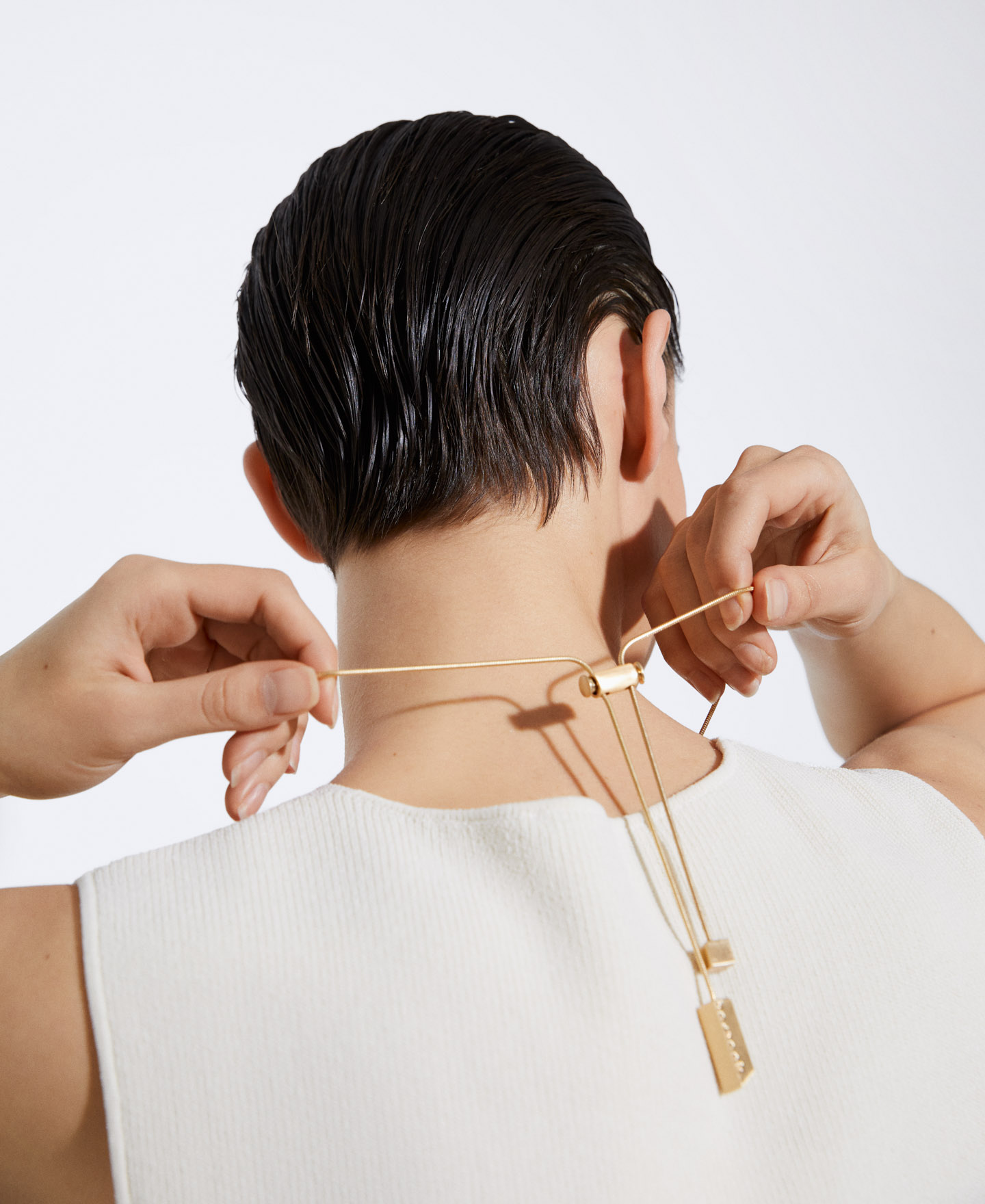 Braided leather motif pendant image number 3