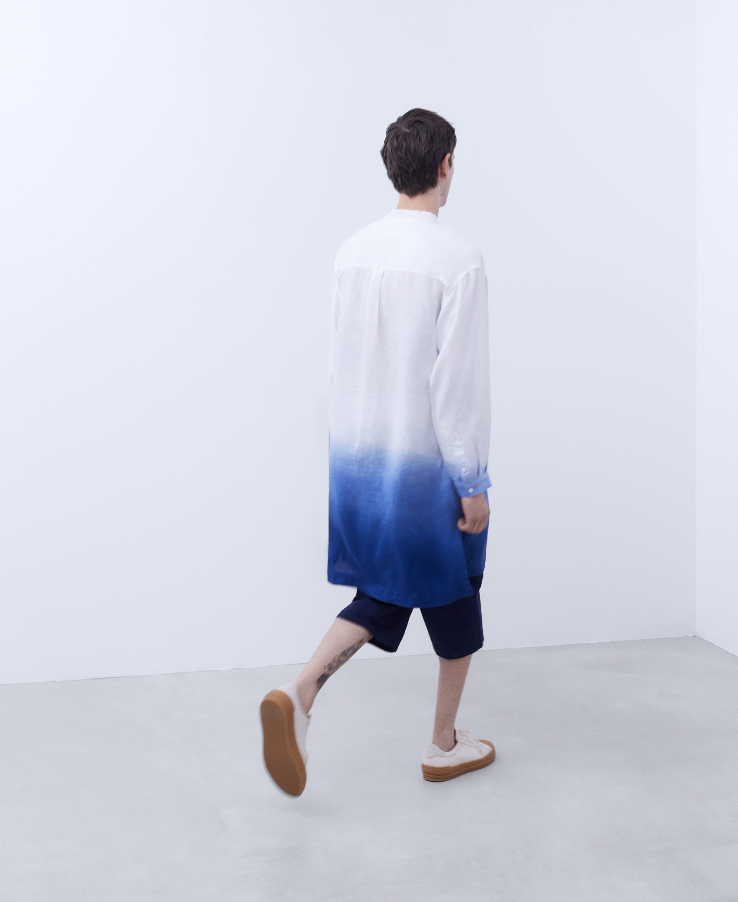 Kaftan cuello Mao en lino europeo image number 2