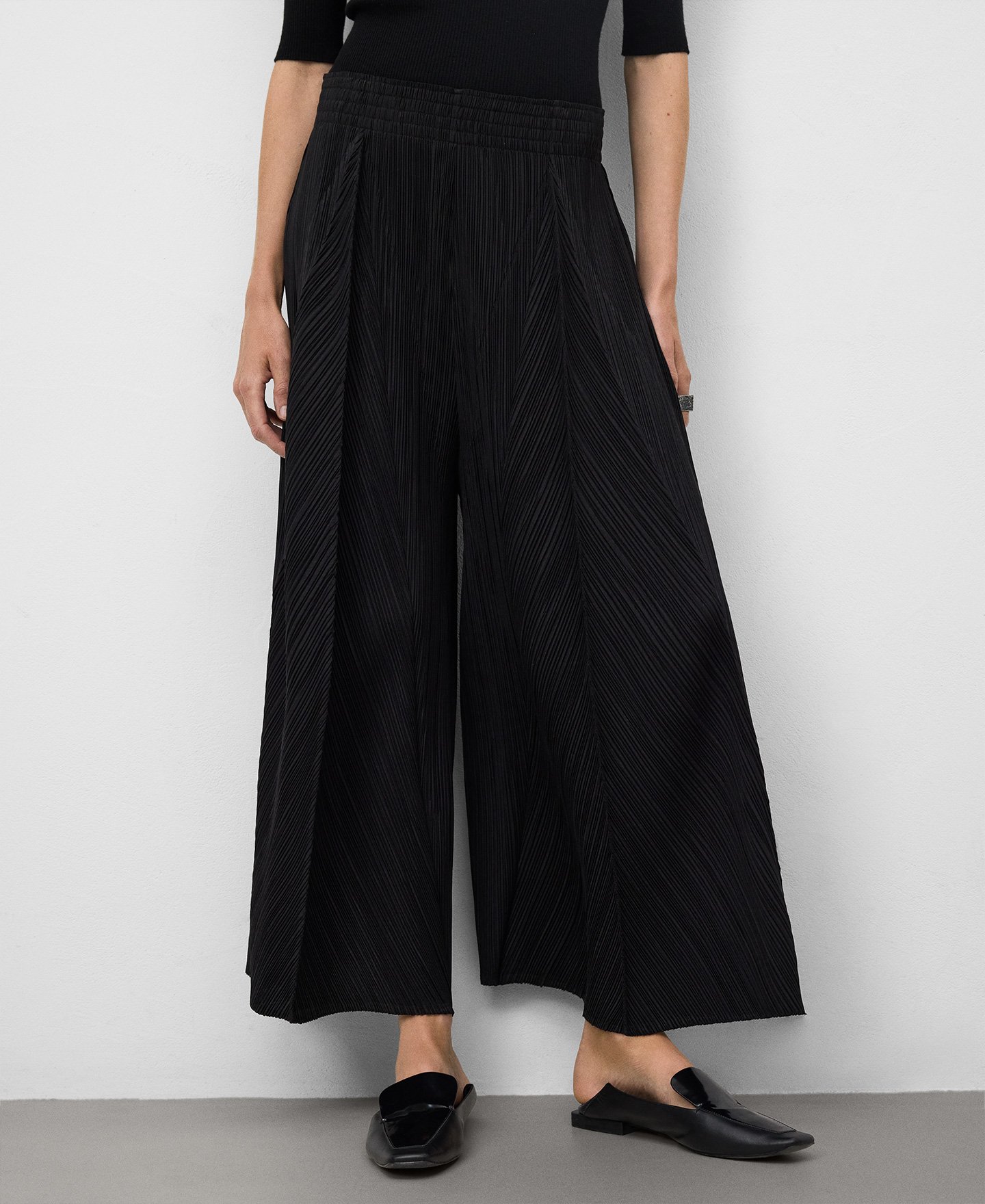 Crinkle palazzo trousers woman image number 0