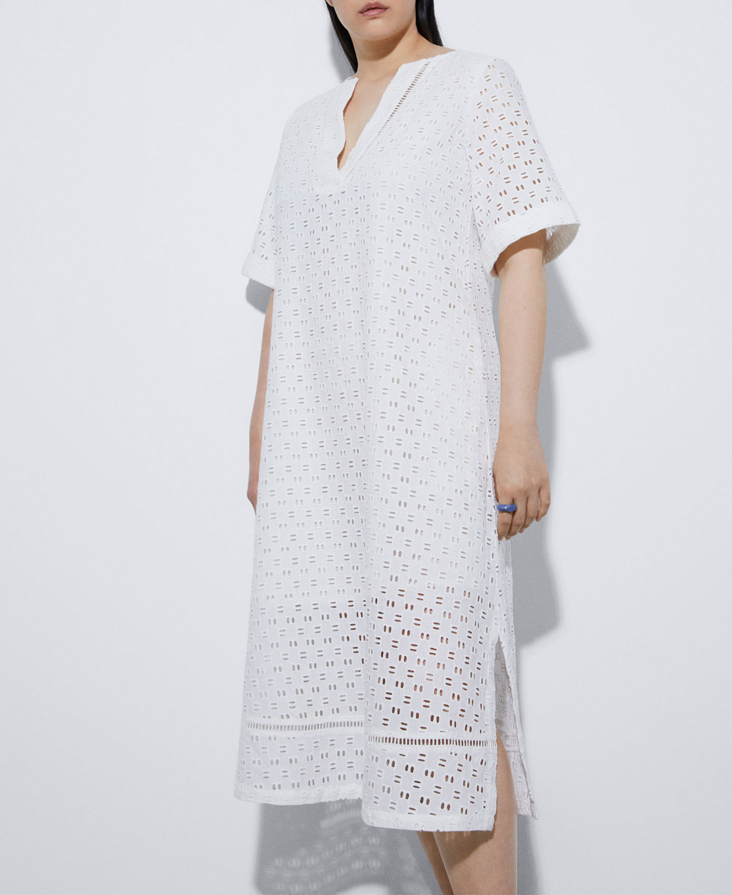 Midi dress with embroidered detail image number 0