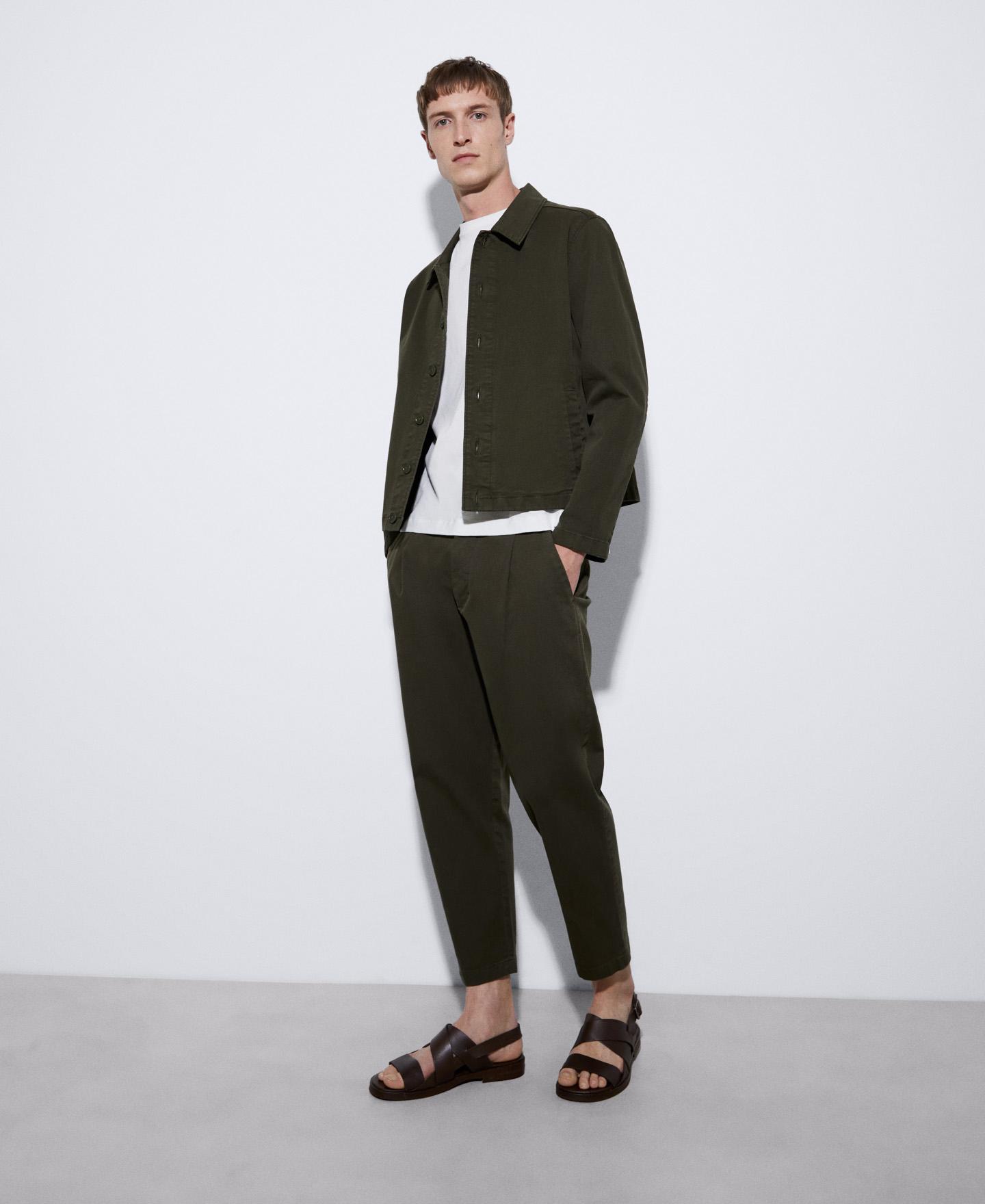 Carrot silhouette darts trousers image number 1