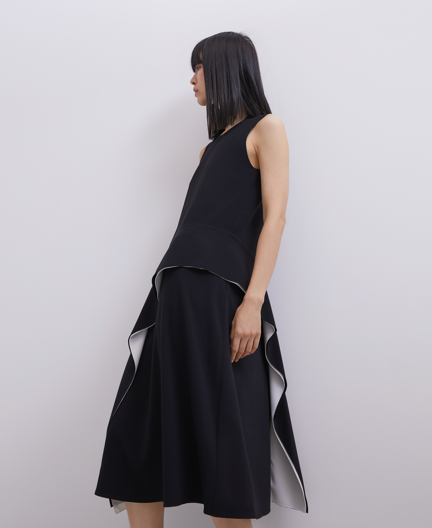 Midi dress with front flounce image number 2