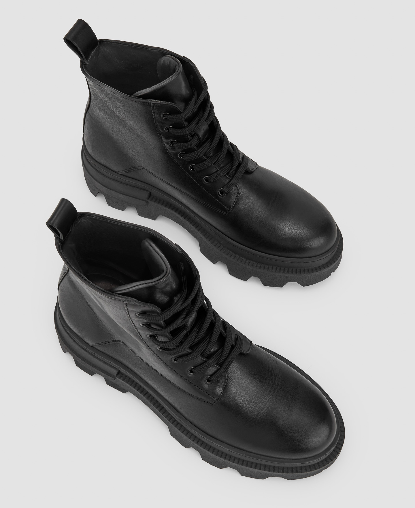 Bovine leather chunky sole boot image number 1