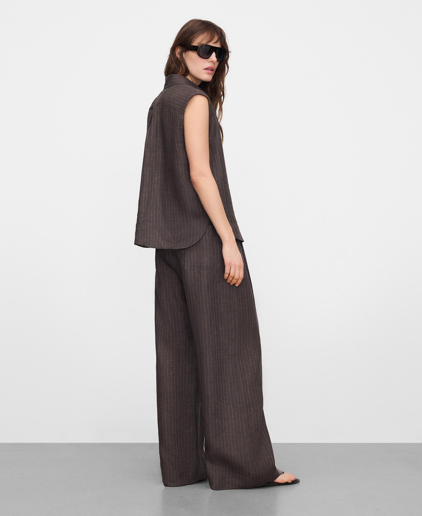 European linen striped straight trousers image number 2