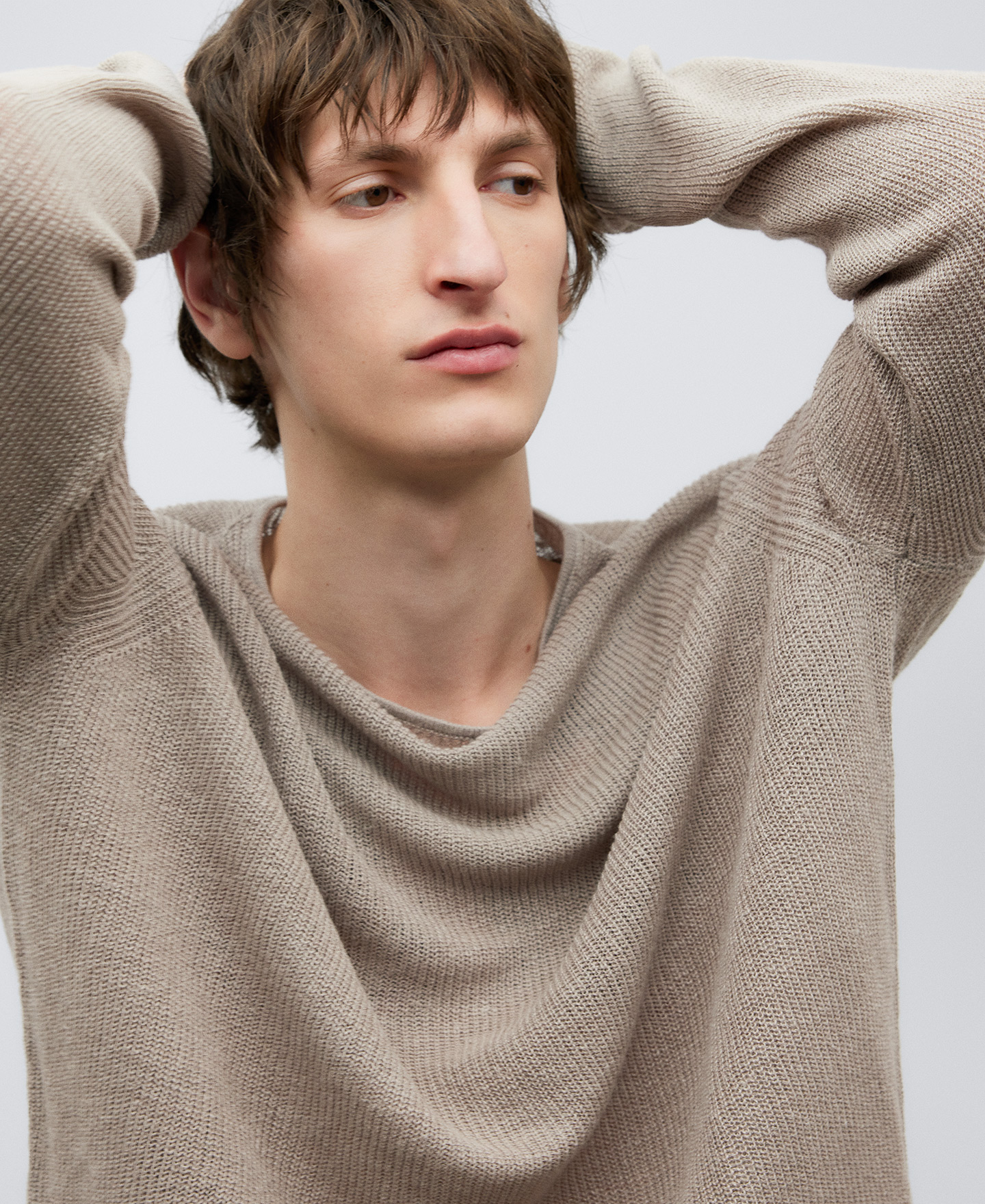 Natural linen sweater for man image number 3