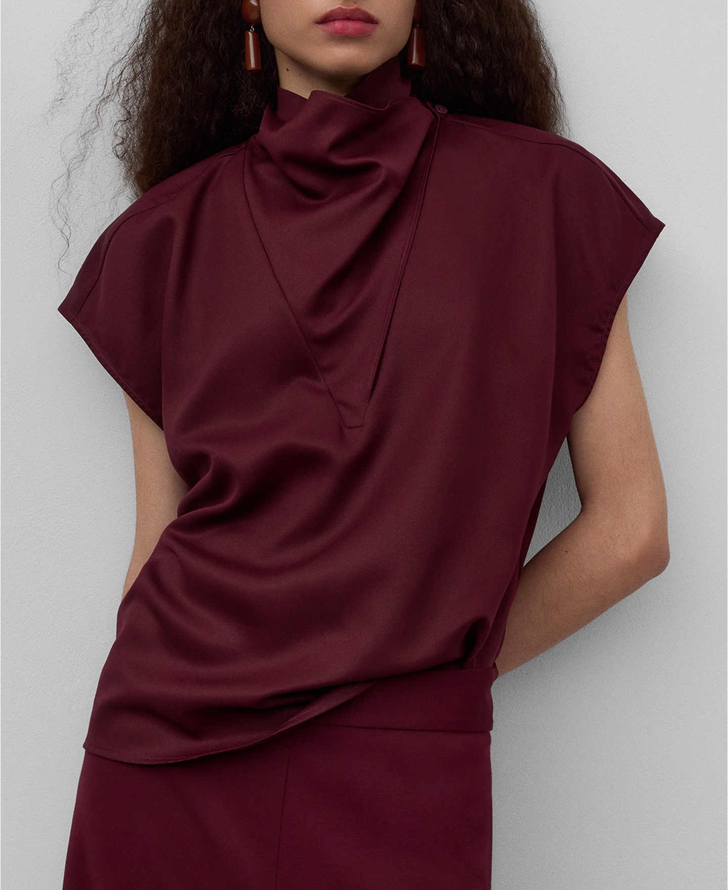 Draped turtleneck shirt woman image number 0
