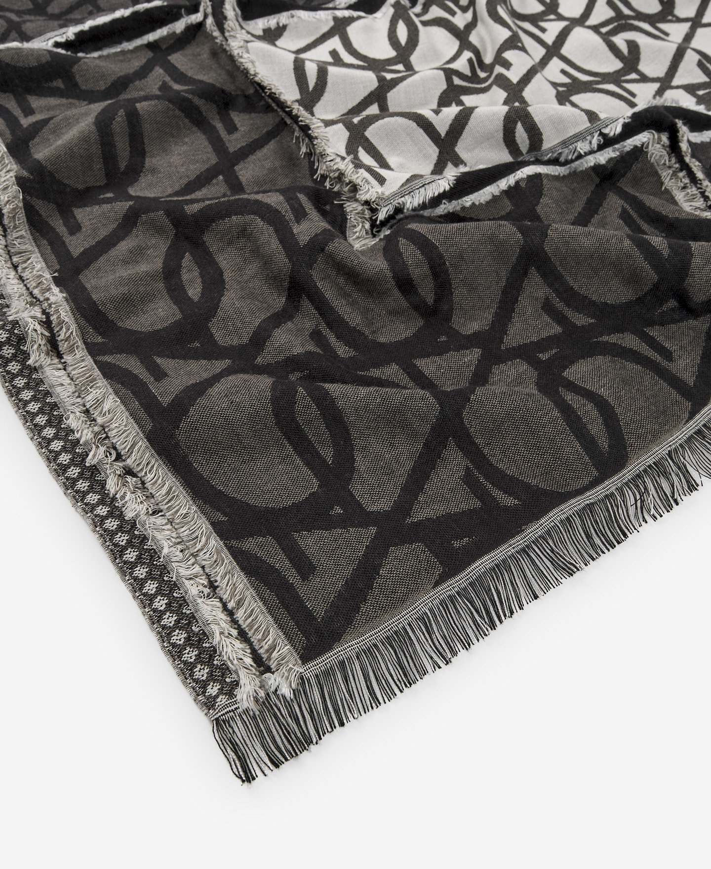 Patchwork printed jacquard shawl image number 2