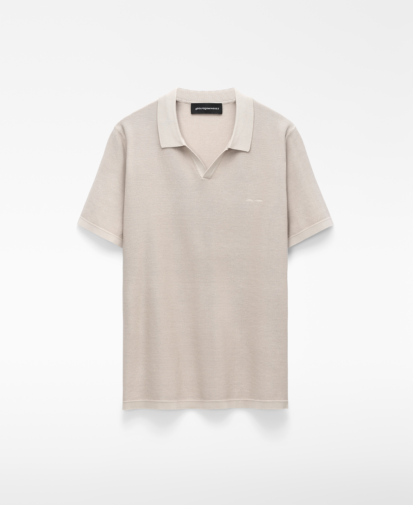 V-neck structured knit polo shirt image number 4