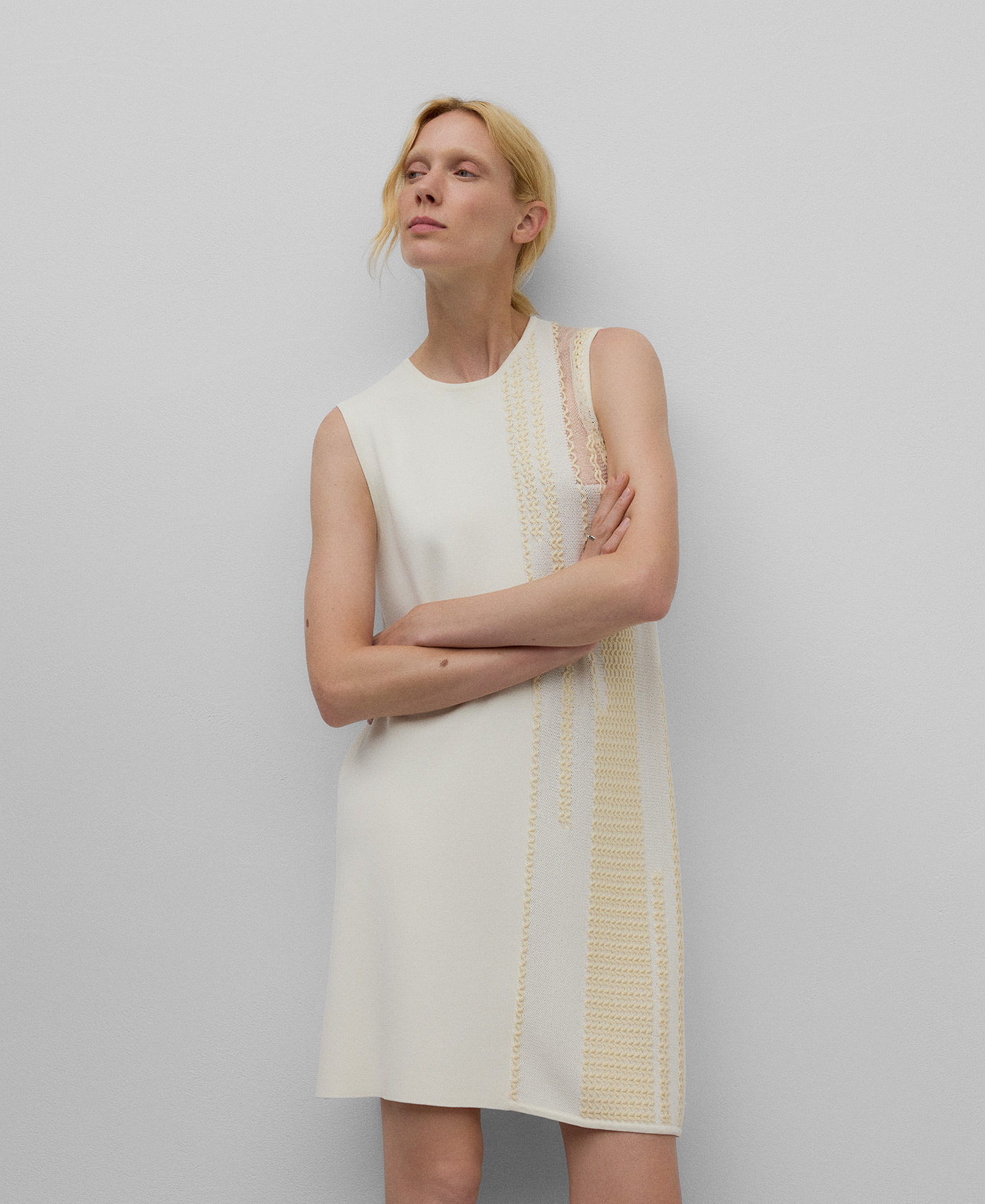 Robe jacquard semi-transparente pour femme image number 0
