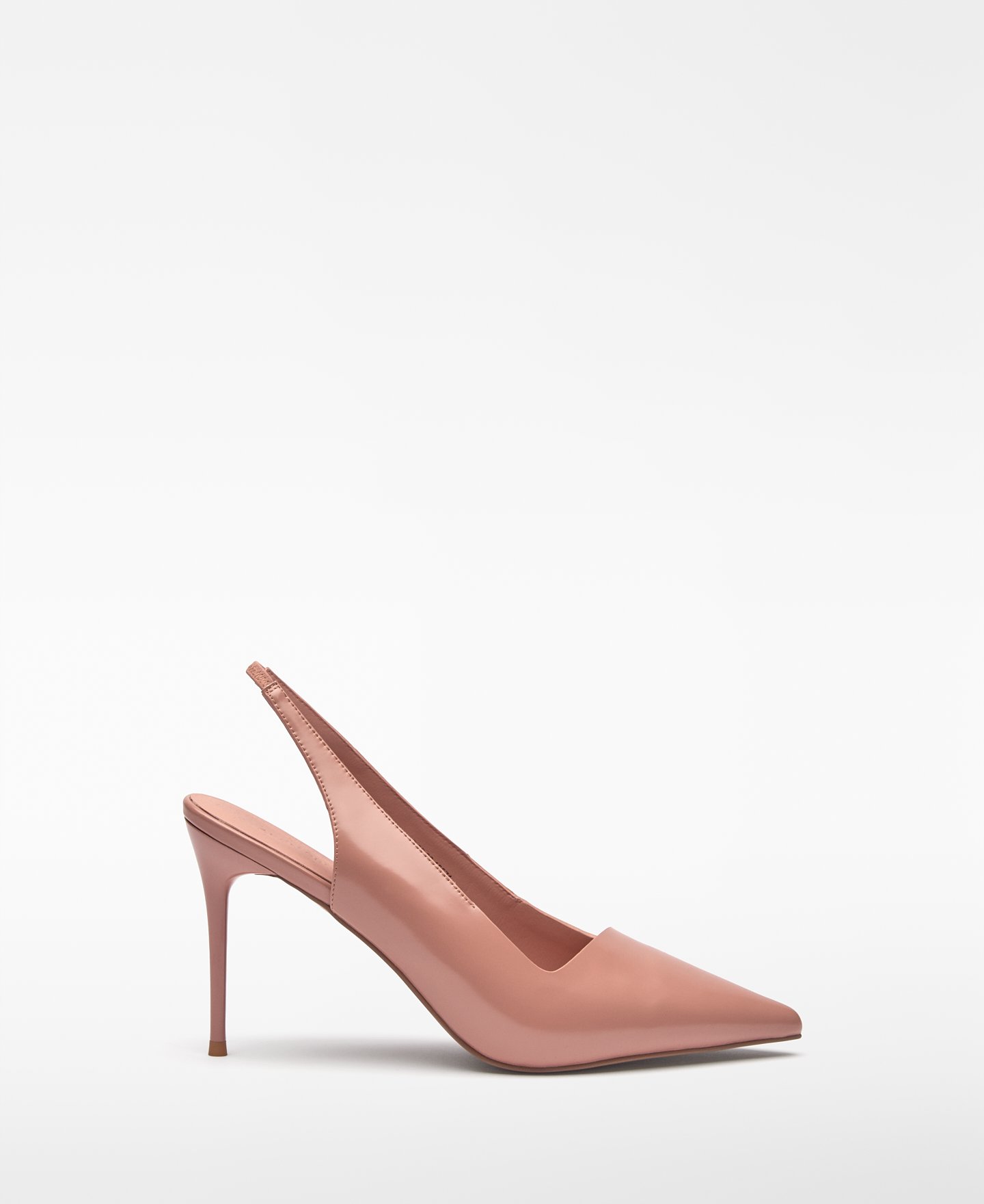 Zapato tac&oacute;n destalonado piel image number 0