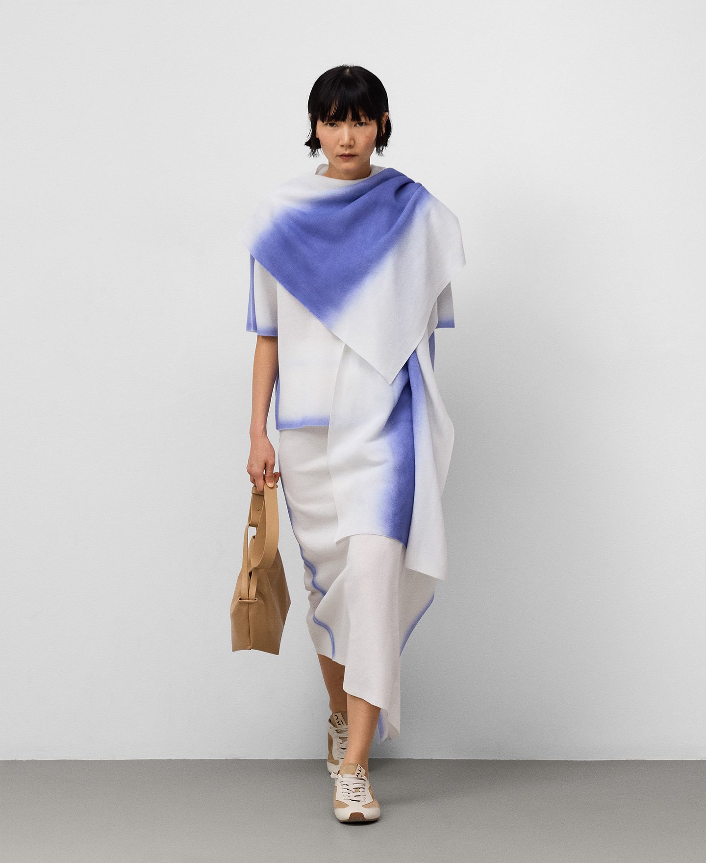 Spray-effect knit sweater woman image number 3