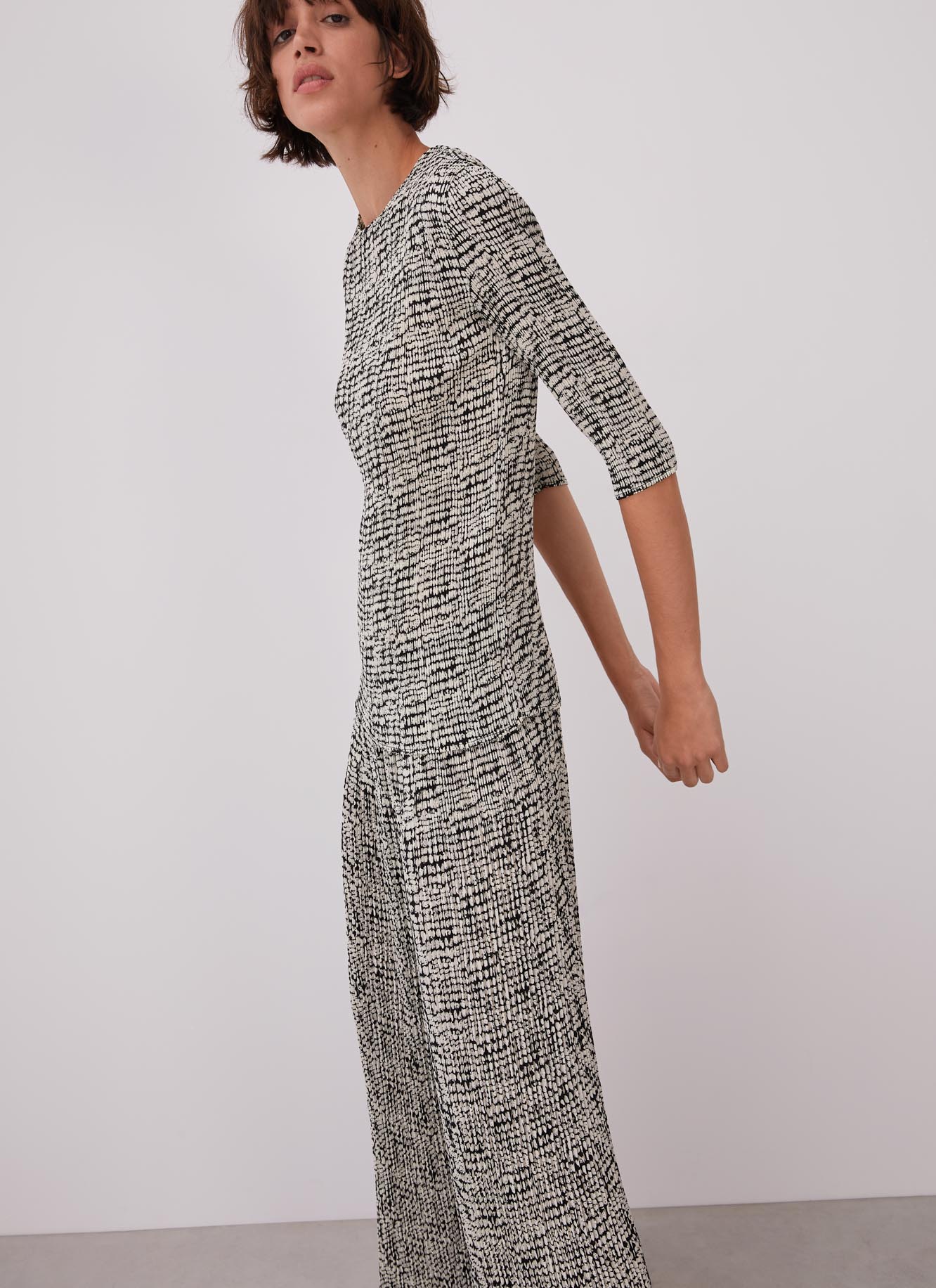 Crinkle top with print image number 2