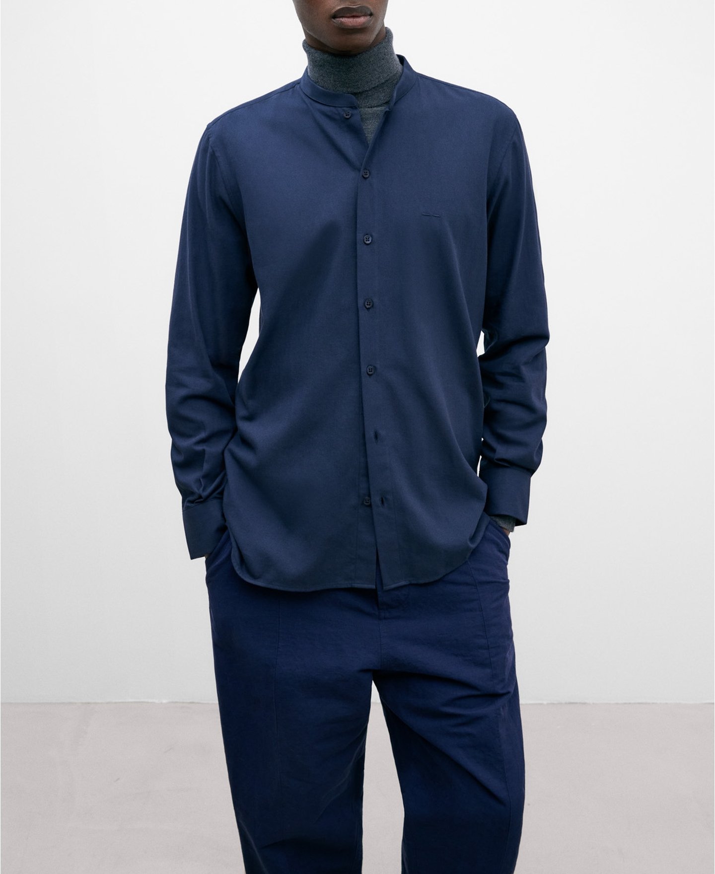 Mandarin collar men's shirt in cotton image number 0