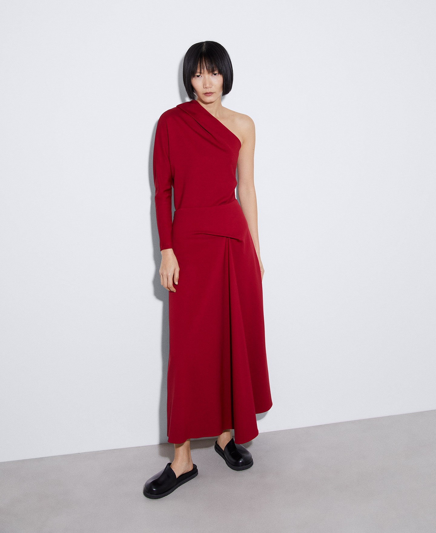 Responsible viscose pleated skirt image number 1