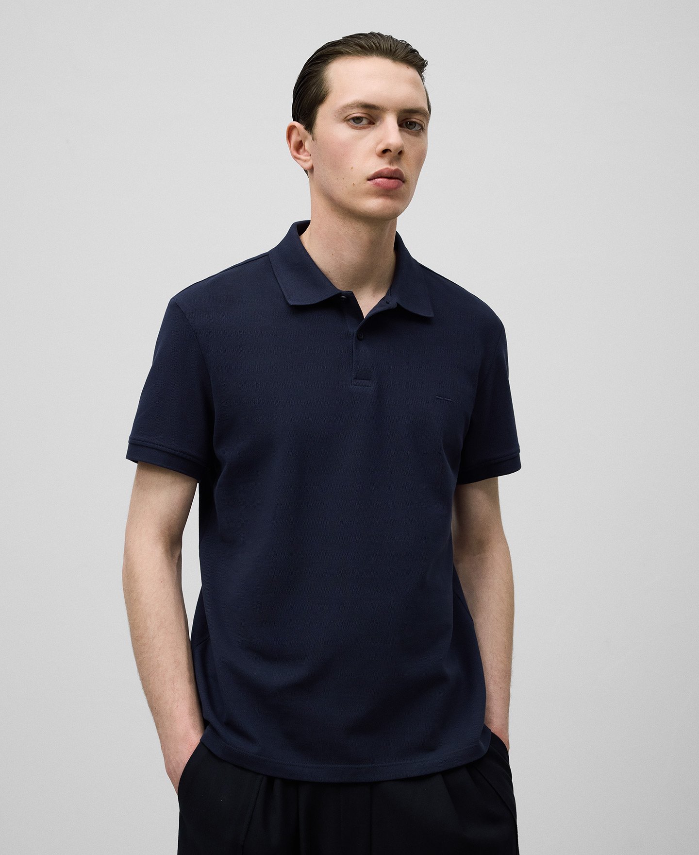 Polo piqué en coton homme image number 0
