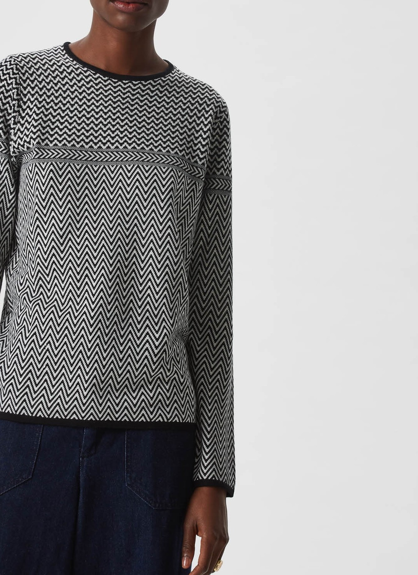 Sweater with geometric jacquard image number 0