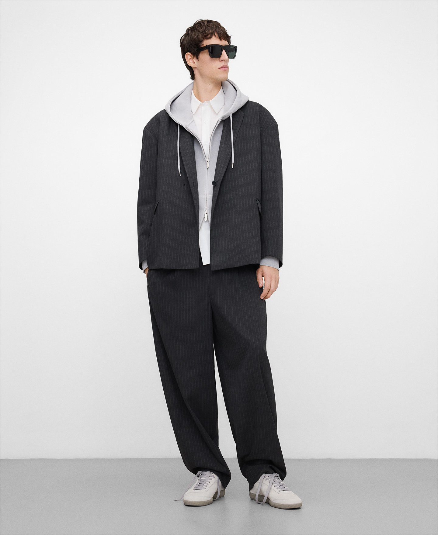 Sudadera relaxed fit cremallera image number 1