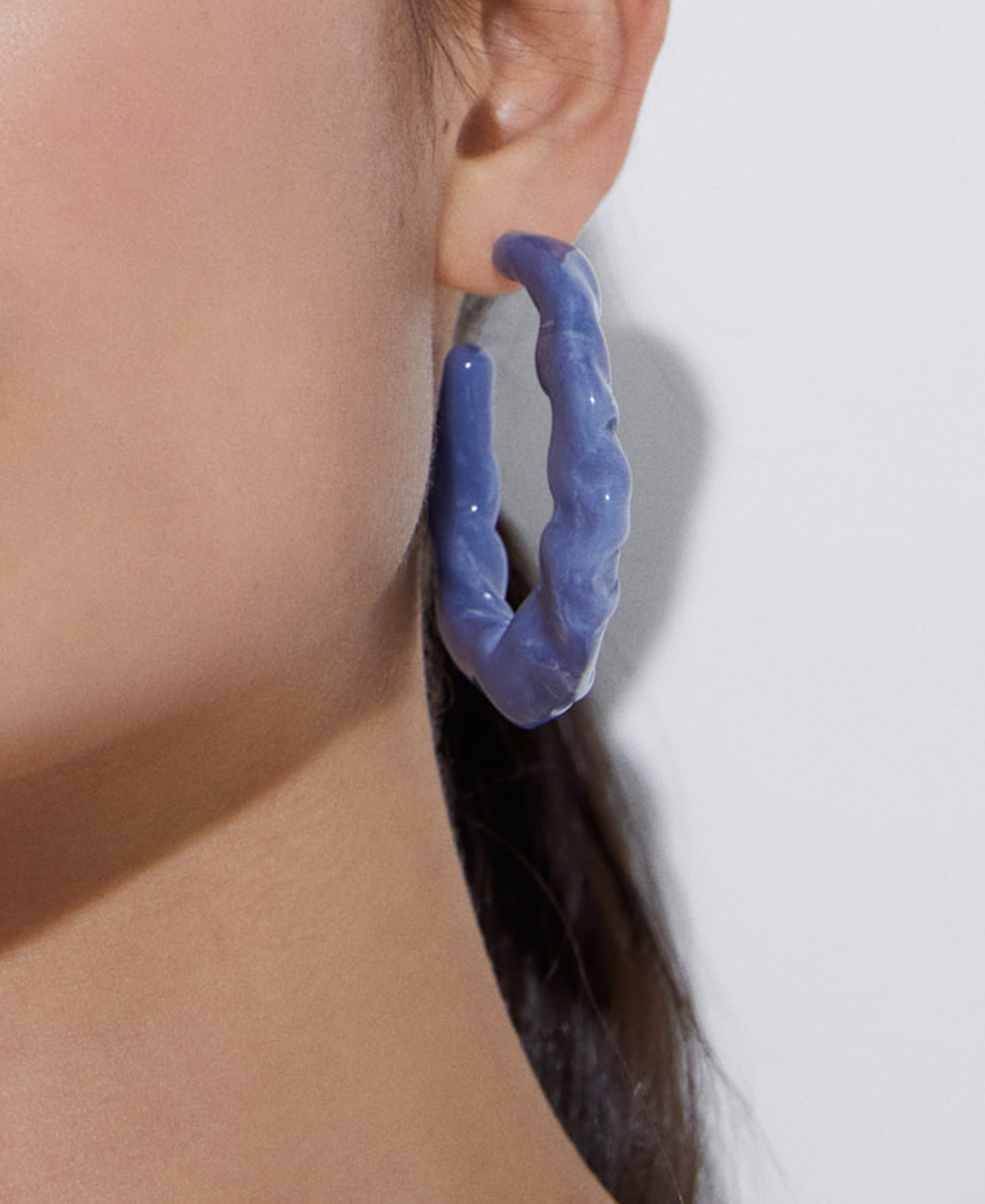 Pendientes aro en resina image number 3
