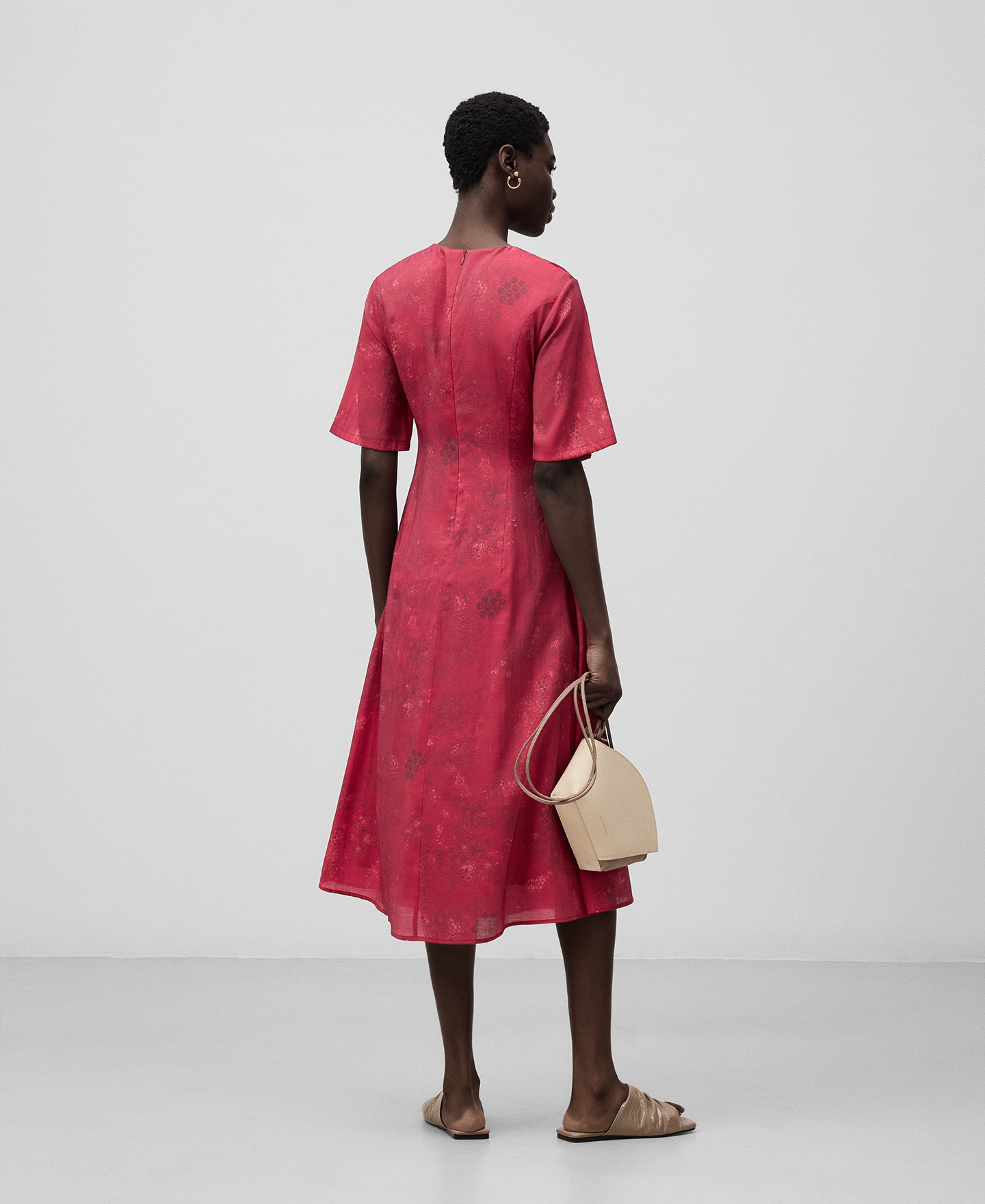 Printed dress with ruffle woman image number 2