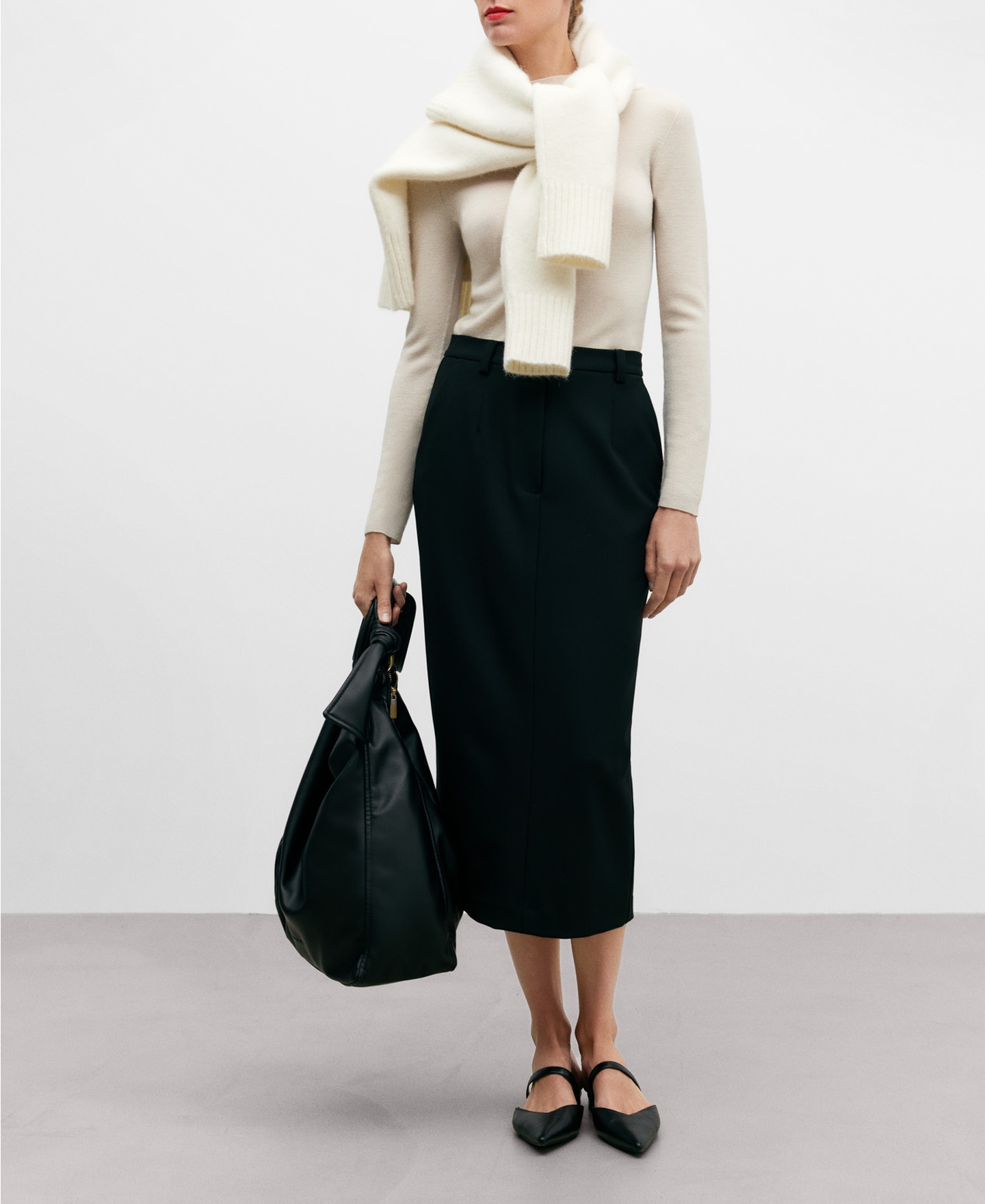 Black pencil skirt woman image number 1