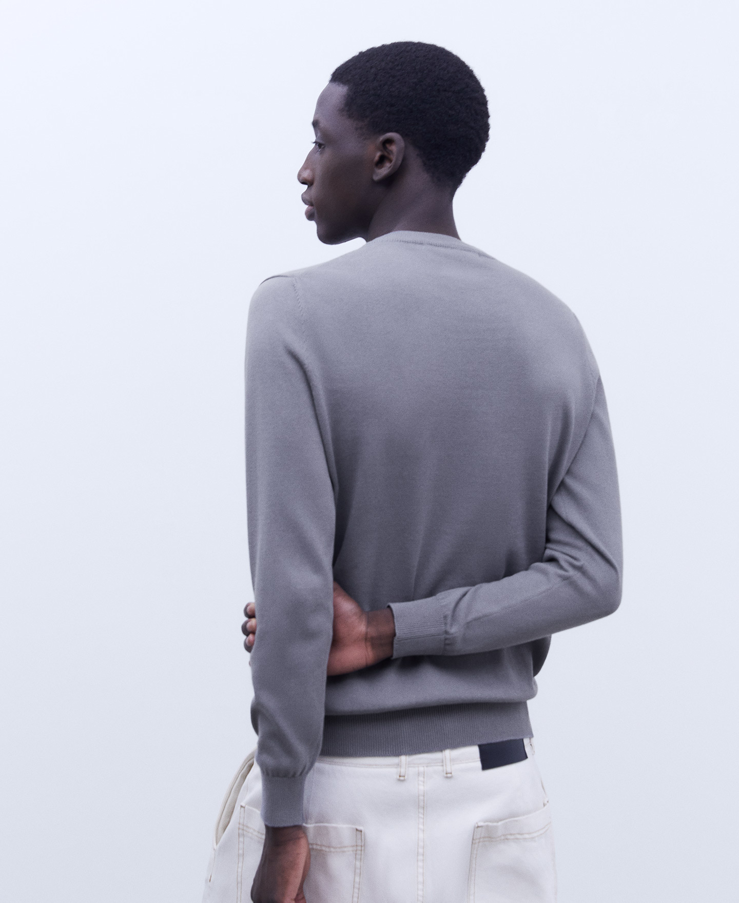 Organic cotton crew neck sweater image number 2