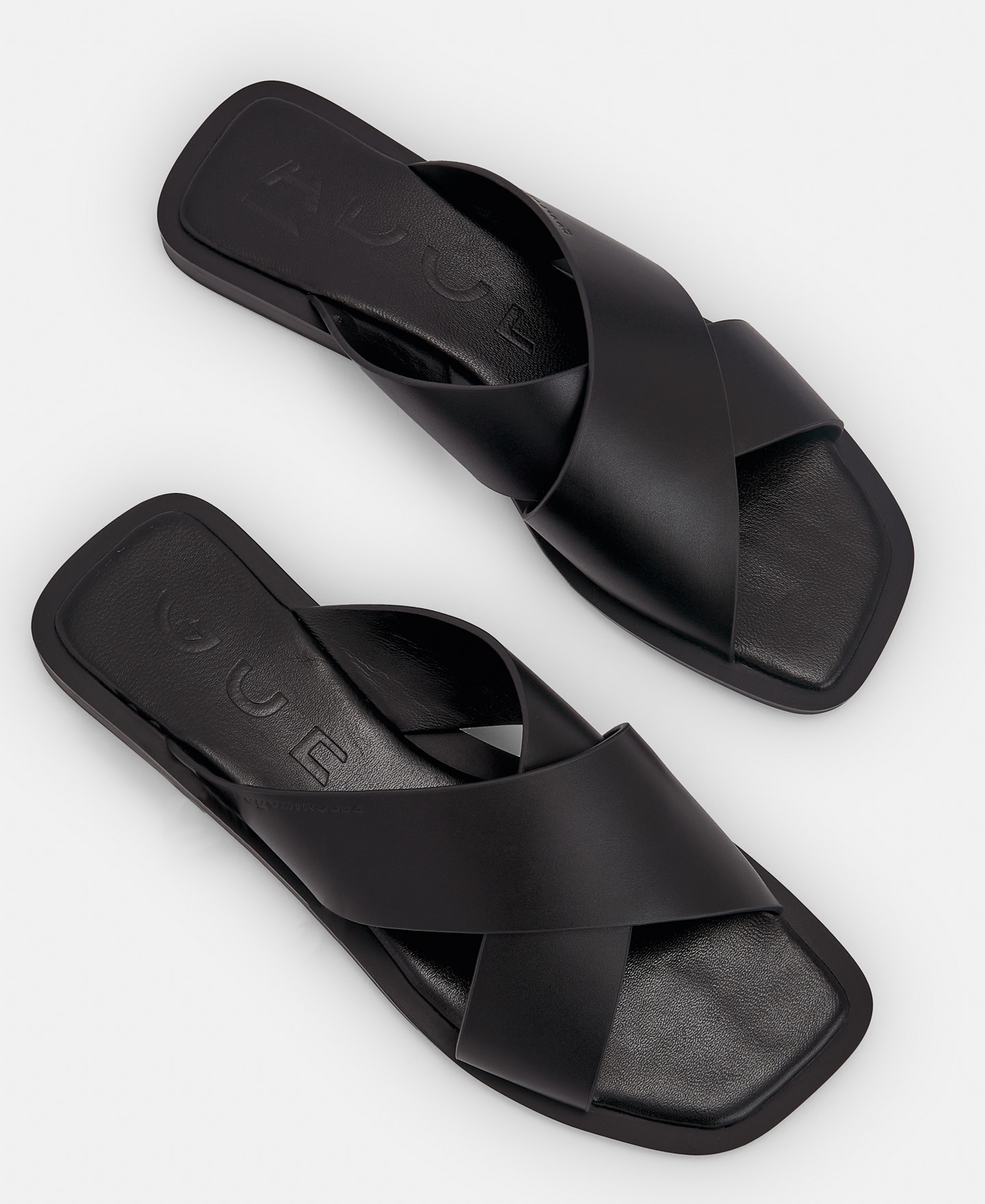 Leather crossed sandal image number 1