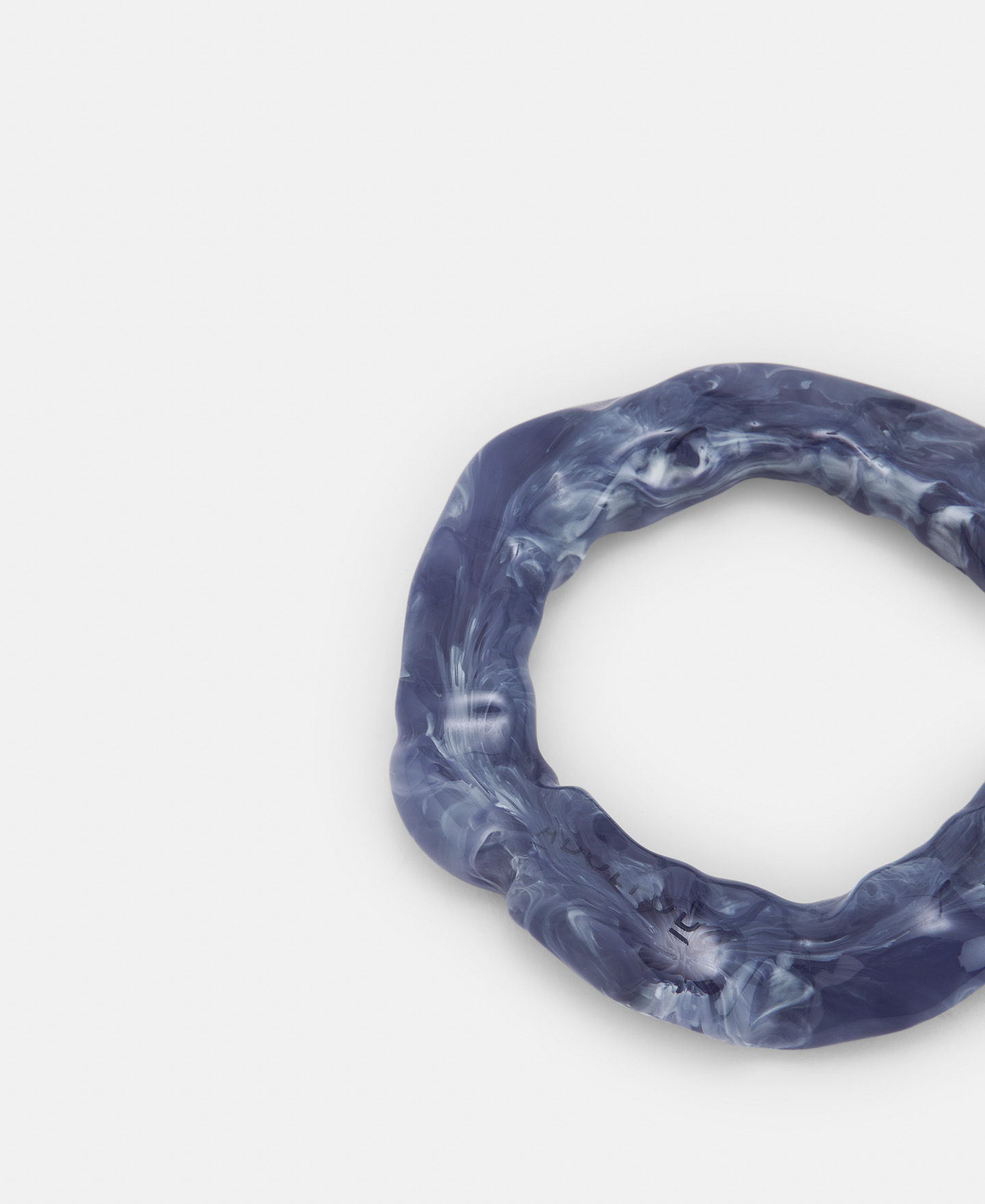 Volumetric resin bracelet image number 1