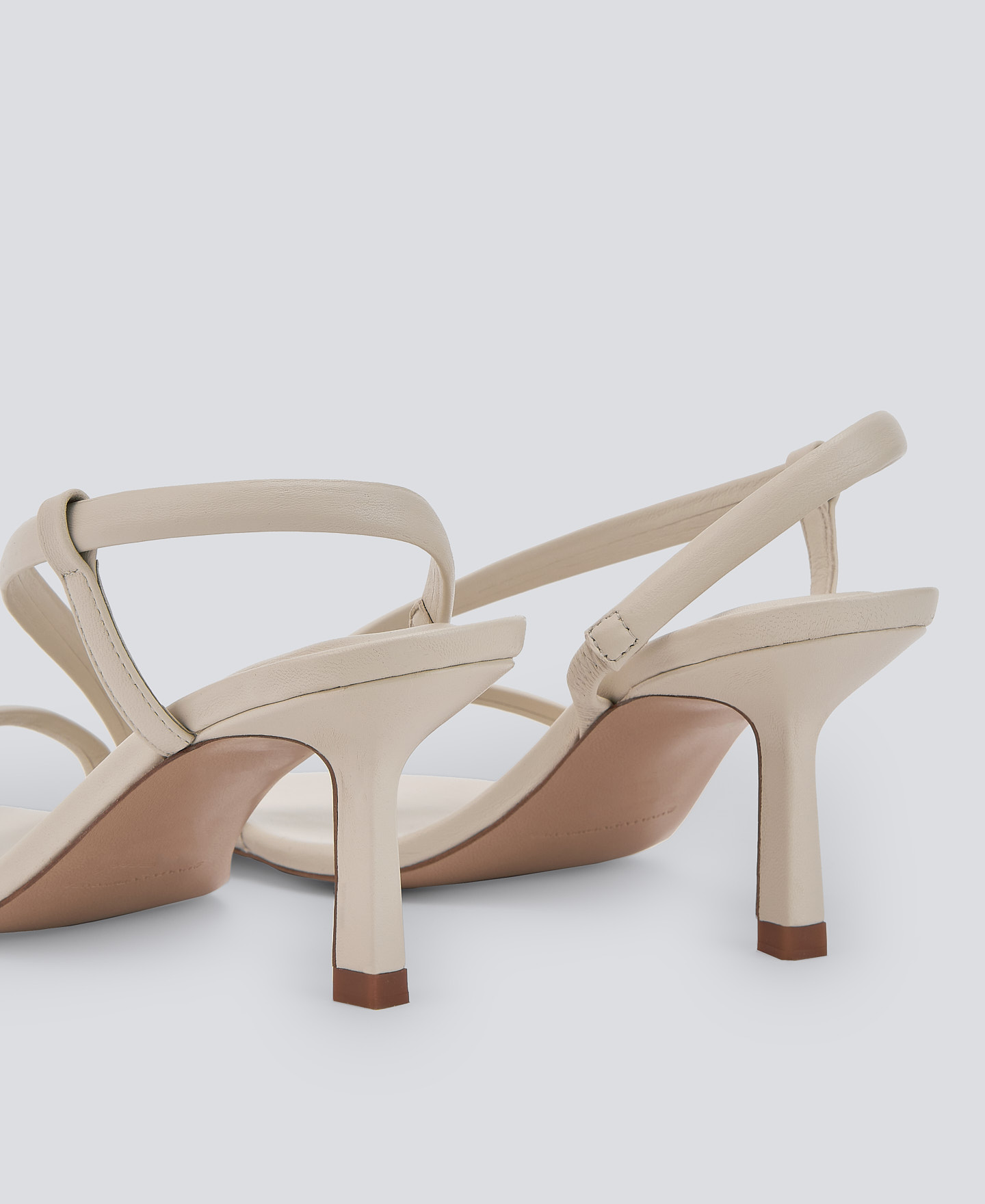 Heel sandal woman image number 2