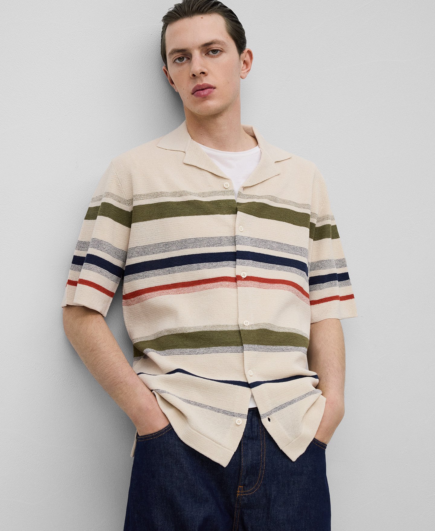 Polo rayas con botones hombre image number 0
