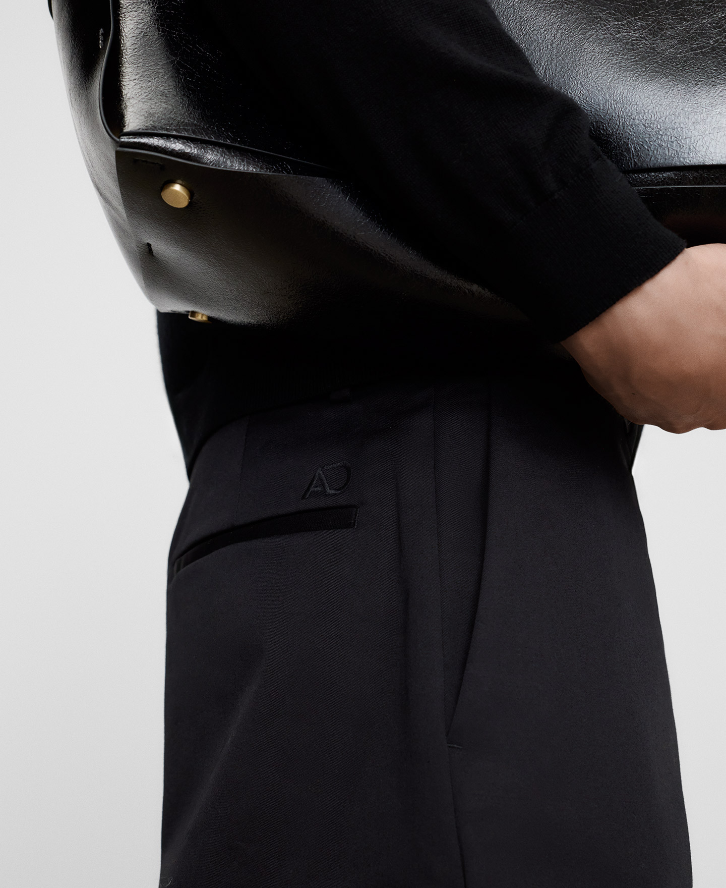 Pantalon chino en coton slim image number 3